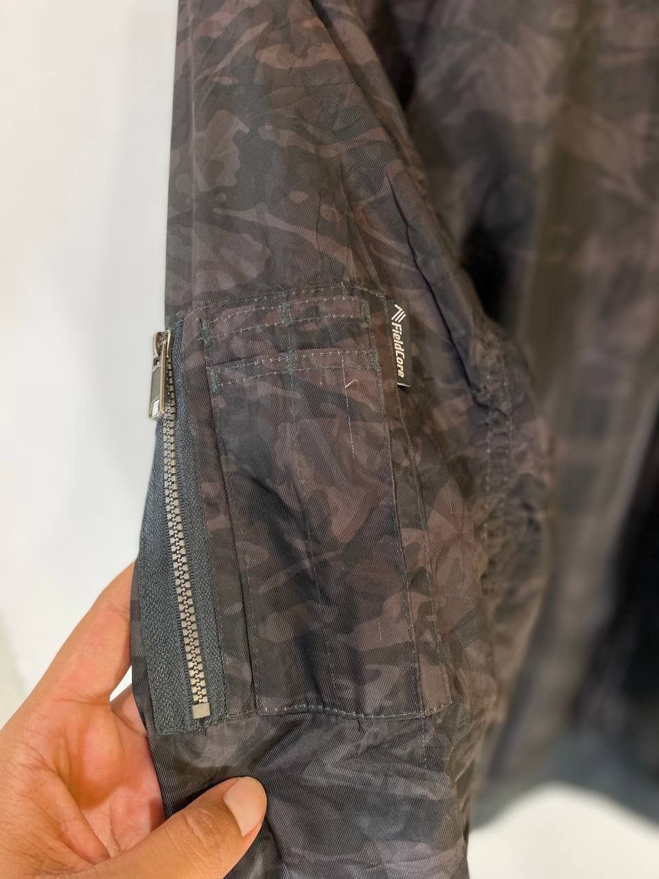 Japanese Brand fieldcore japanese brand camo bomber jacket heat assist Size US L / EU 52-54 / 3 - 9 Thumbnail