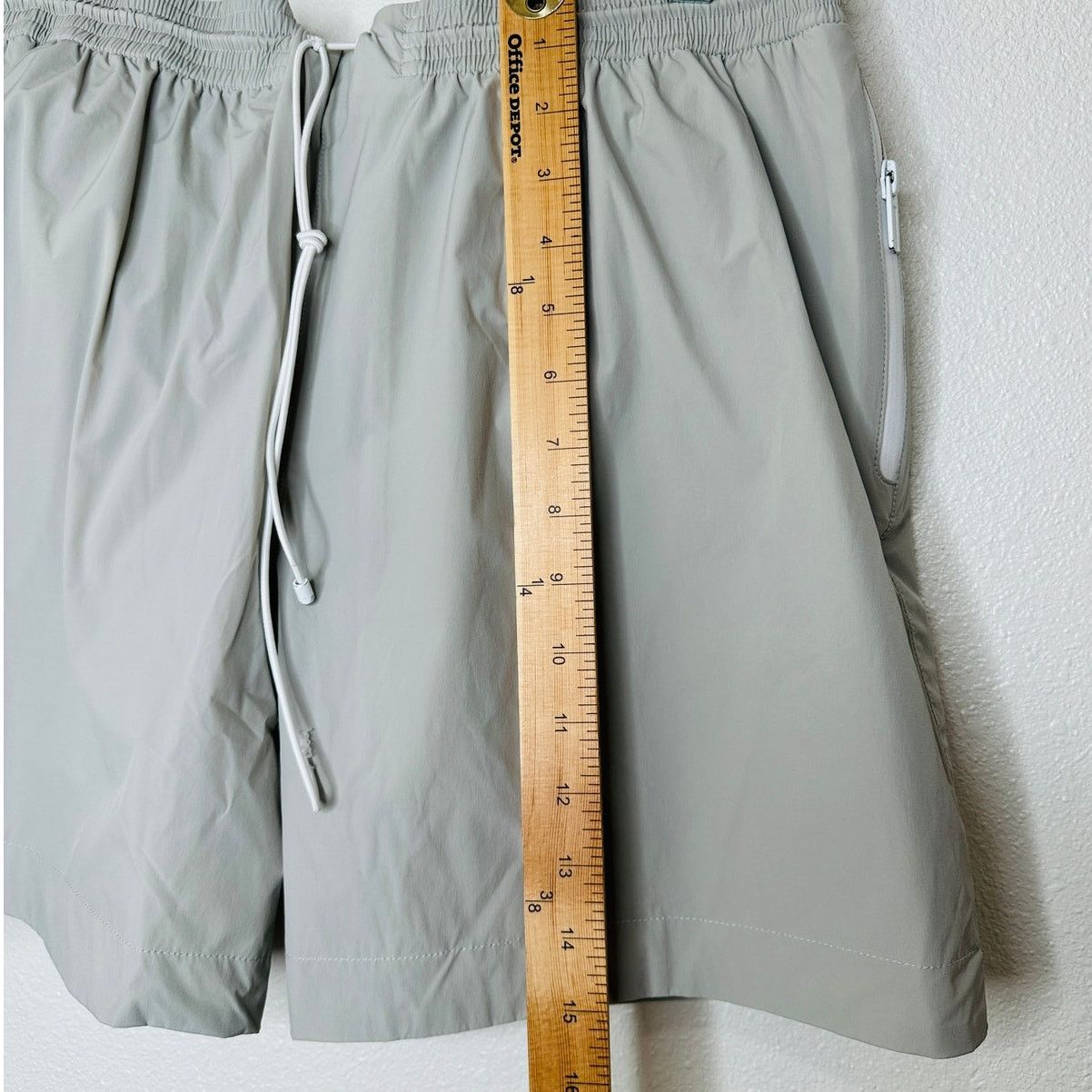 Hermes Hermes Mens Gray Drawstring Waist Zip Pocket Swim Trunks Size US 36 / EU 52 - 12 Thumbnail