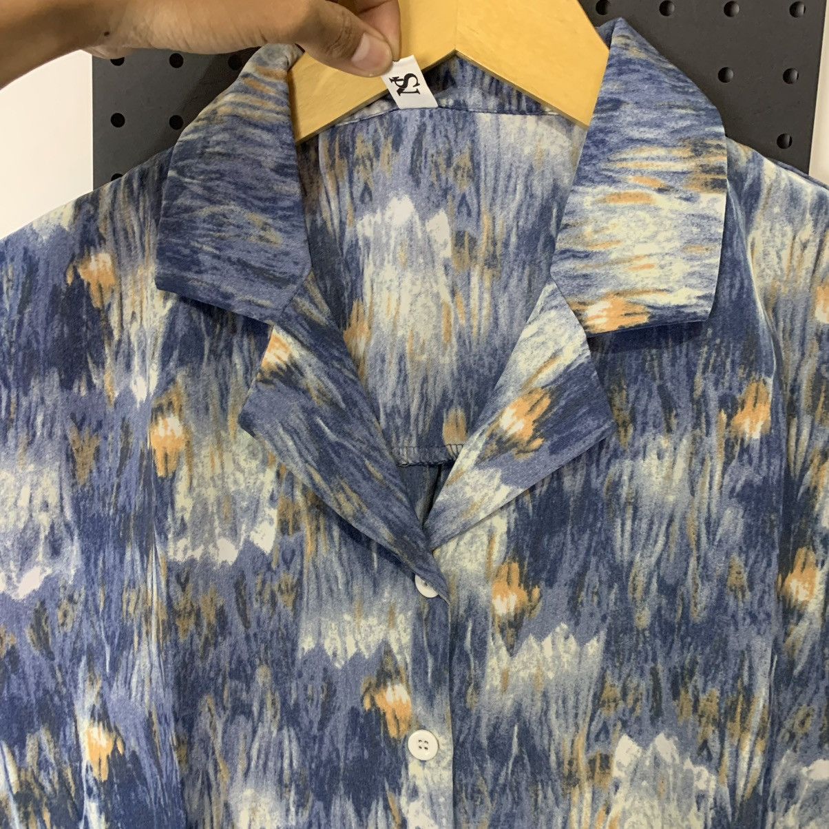 Japanese Brand NS abstrak printed boxy shortsleeve shirt Size US L / EU 52-54 / 3 - 4 Thumbnail