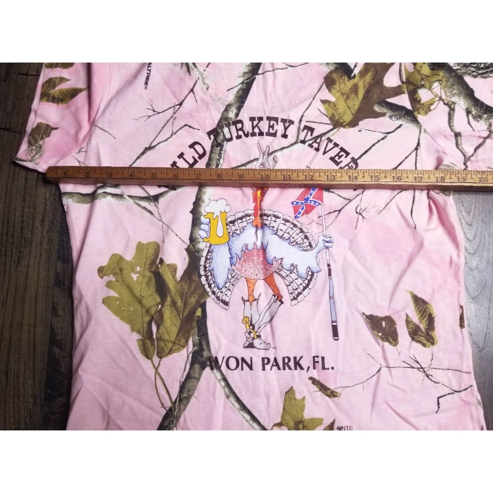 Vintage Womens Pink Camo T-Shirt M Slim Fit Short Sleeve Crew Neck Wild Turkey Saloon Avon Park FL Size M / US 6-8 / IT 42-44 - 2 Thumbnail