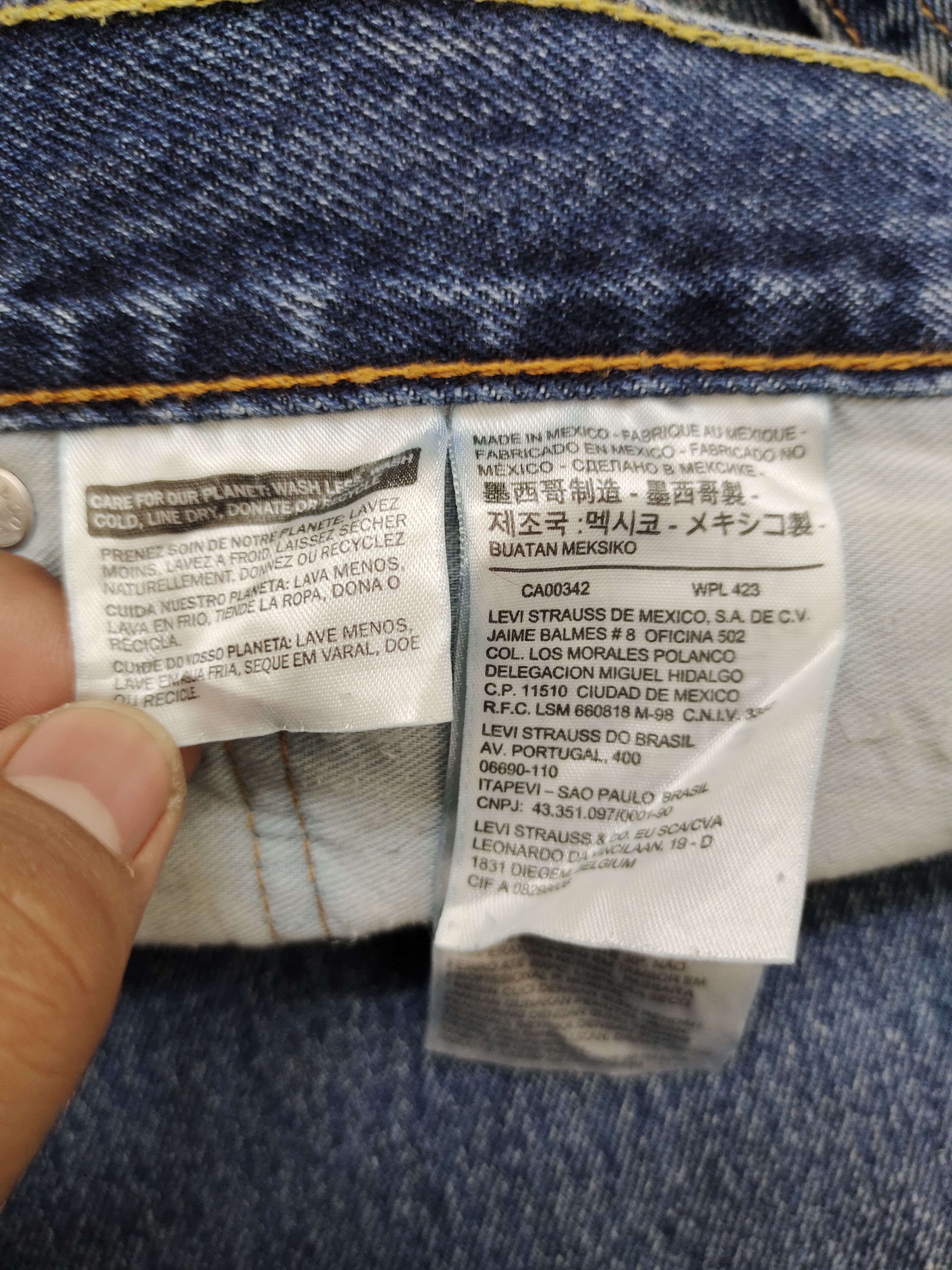 Levi's Vintage Clothing Size 38x29 Vintage Levis 505 Denim Jeans Distressed Size US 38 / EU 54 - 16 Thumbnail