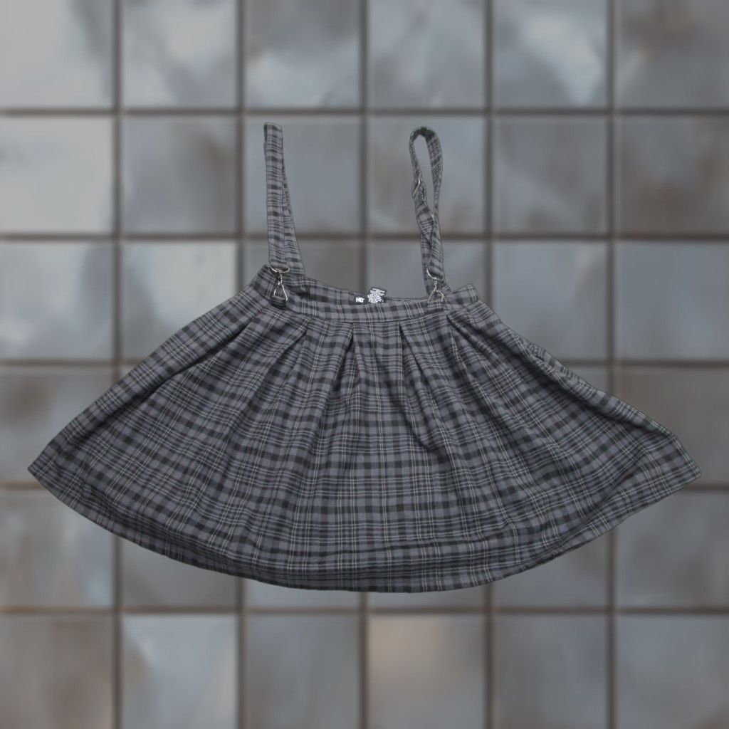 Hot Topic Hot Topic Plaid Mini Skirt Womens Small Gray Black Strap Punk Style Size 28" / US 6 / IT 42 - 1 Thumbnail