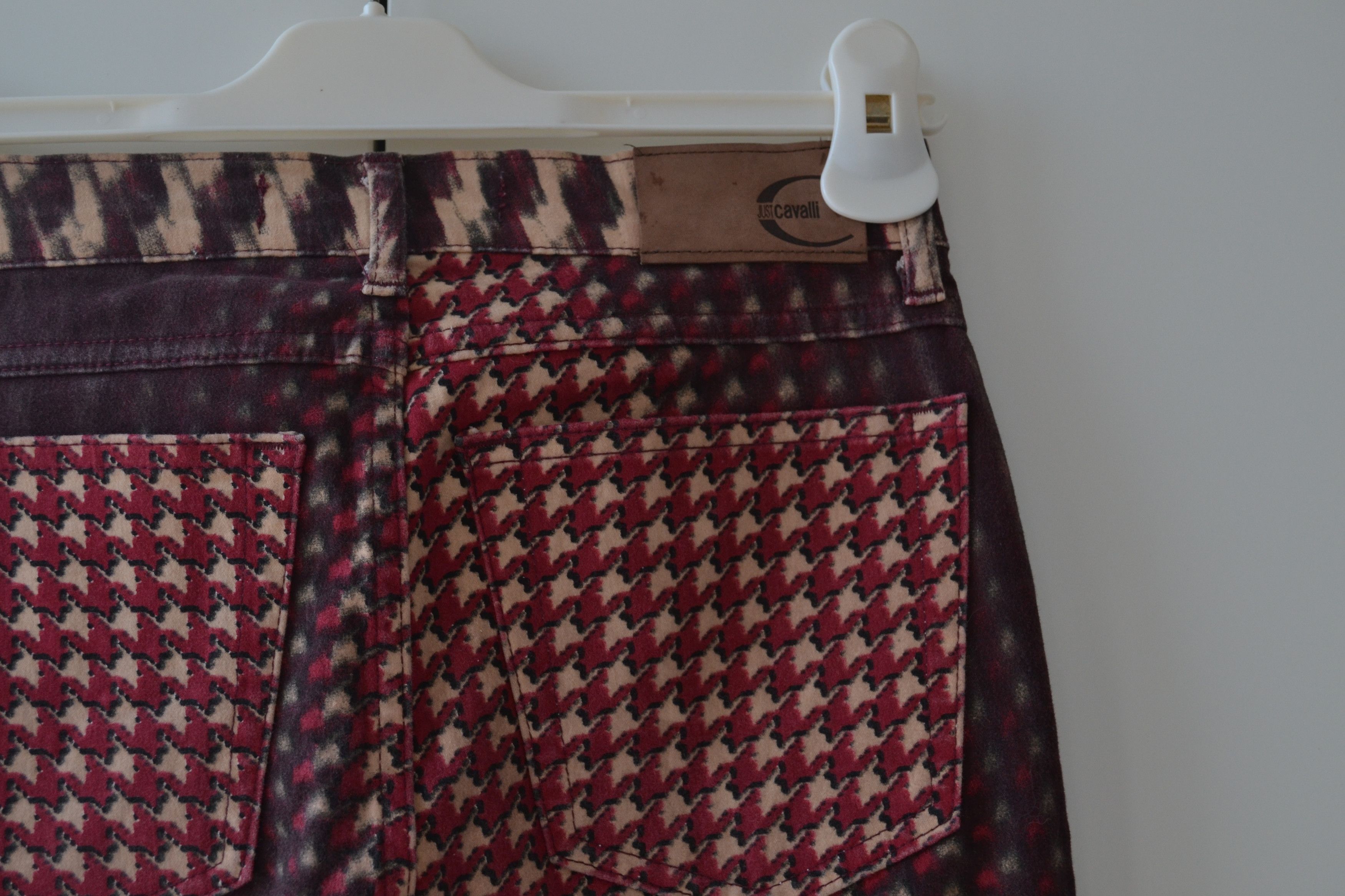 Roberto Cavalli Roberto Cavalli Jeans Abstract Printed Pants Vintage 2001 Size 26" / US 2 / IT 38 - 4 Thumbnail
