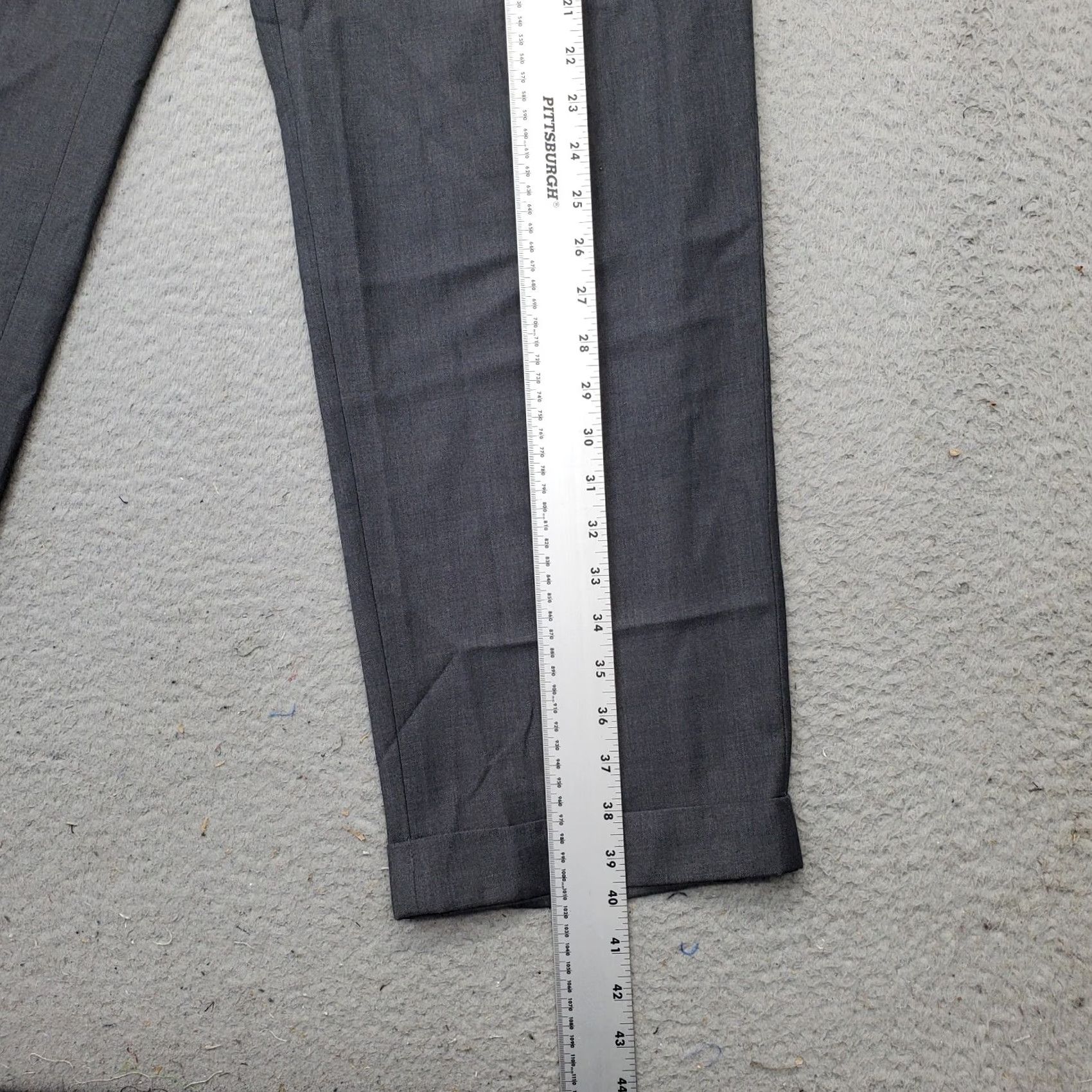 Ralph Lauren Lauren Ralph Lauren Dress Pants Mens 36/30 Gray Stretch High Waist Slash Pockets Dress Pants Mens Size 36 Gray Regular Wide Readability Size US 36 / EU 52 - 3 Thumbnail