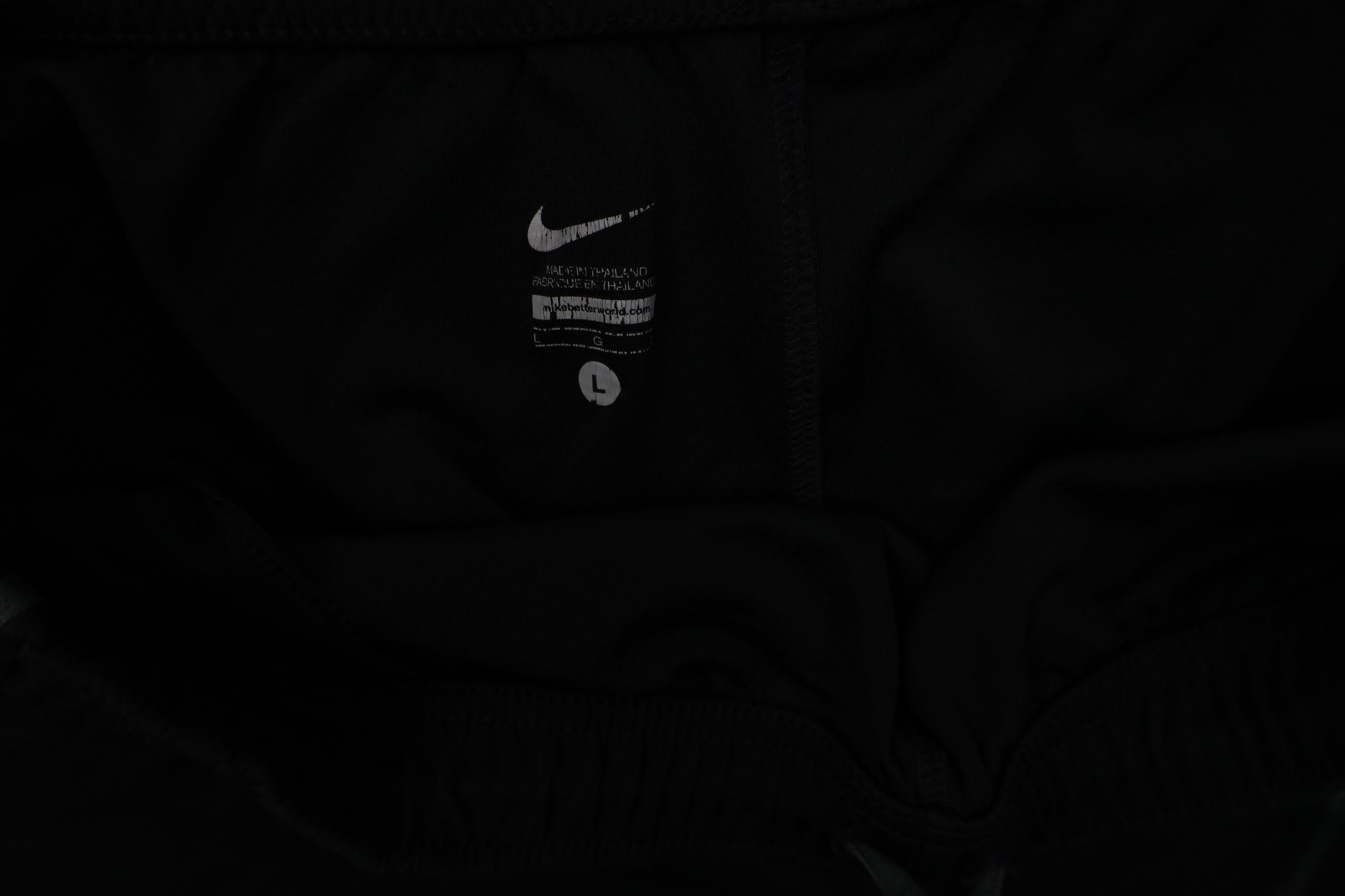 Nike Vintage Y2K Nike Mini Swoosh Above Knee Knit Shorts Black Size US 34 / EU 50 - 8 Thumbnail