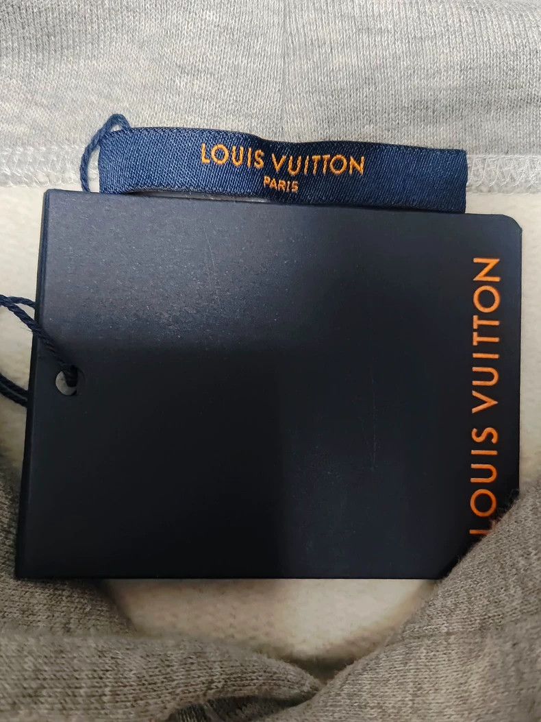 Louis Vuitton Louis Vuitton Gradient monogram logo printed casual classi Size US S / EU 44-46 / 1 - 4 Thumbnail
