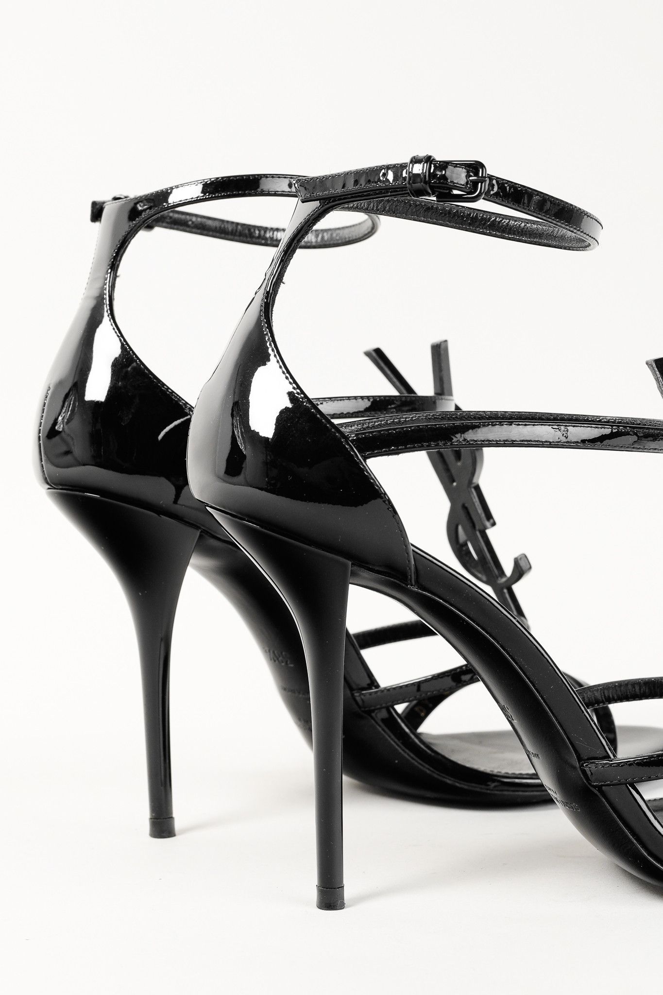 Saint Laurent Paris Saint Laurent Cassandra Sandal in Black Patent Leather Size US 8 / IT 38 - 8 Thumbnail