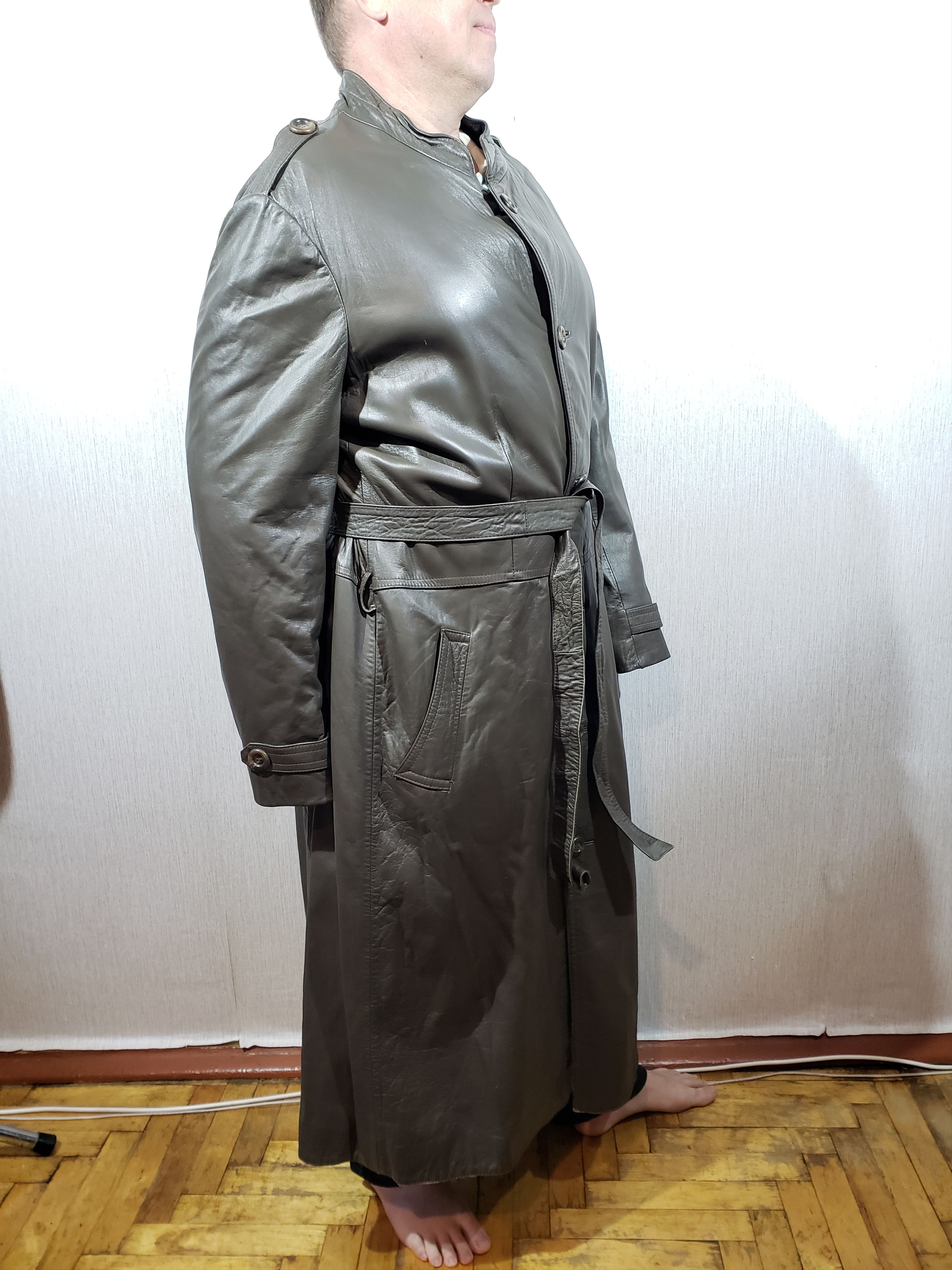 Other Brown reliable coat made of genuine leather. Size US XXL / EU 58 / 5 - 4 Thumbnail