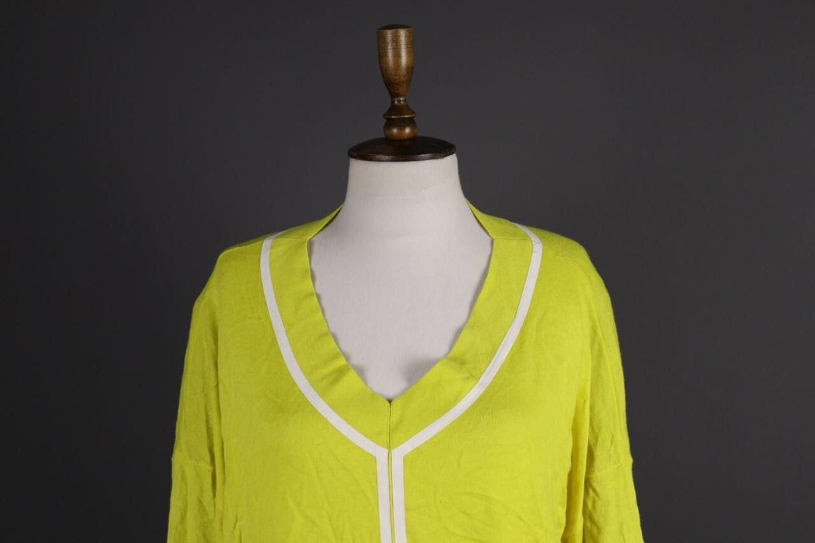 Designer Marc Cain Sports Yellow Knit Relaxed Sweater Size L Size L / US 10 / IT 46 - 2 Thumbnail