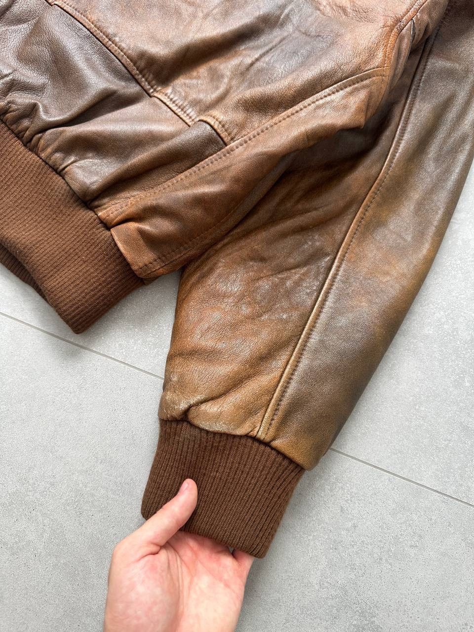 Vintage Vintage PARTICULIER AIR FORCE Leather Aviator Bomber Jacket Size US L / EU 52-54 / 3 - 13 Thumbnail