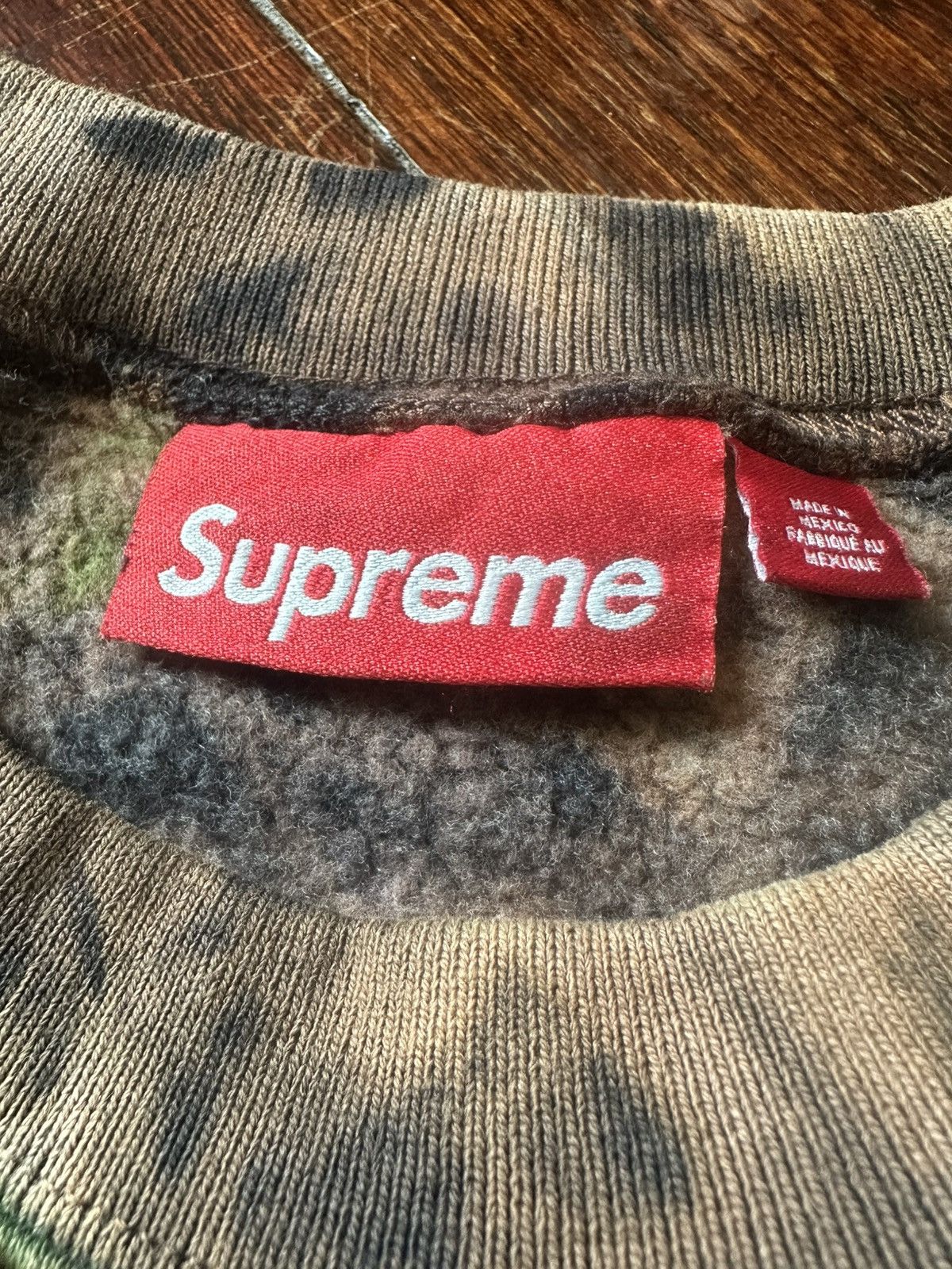 Supreme SUPREME FW25 SMALL BOX CREWNECK CAMO SMALL BLEACHED Size US S / EU 44-46 / 1 - 8 Thumbnail