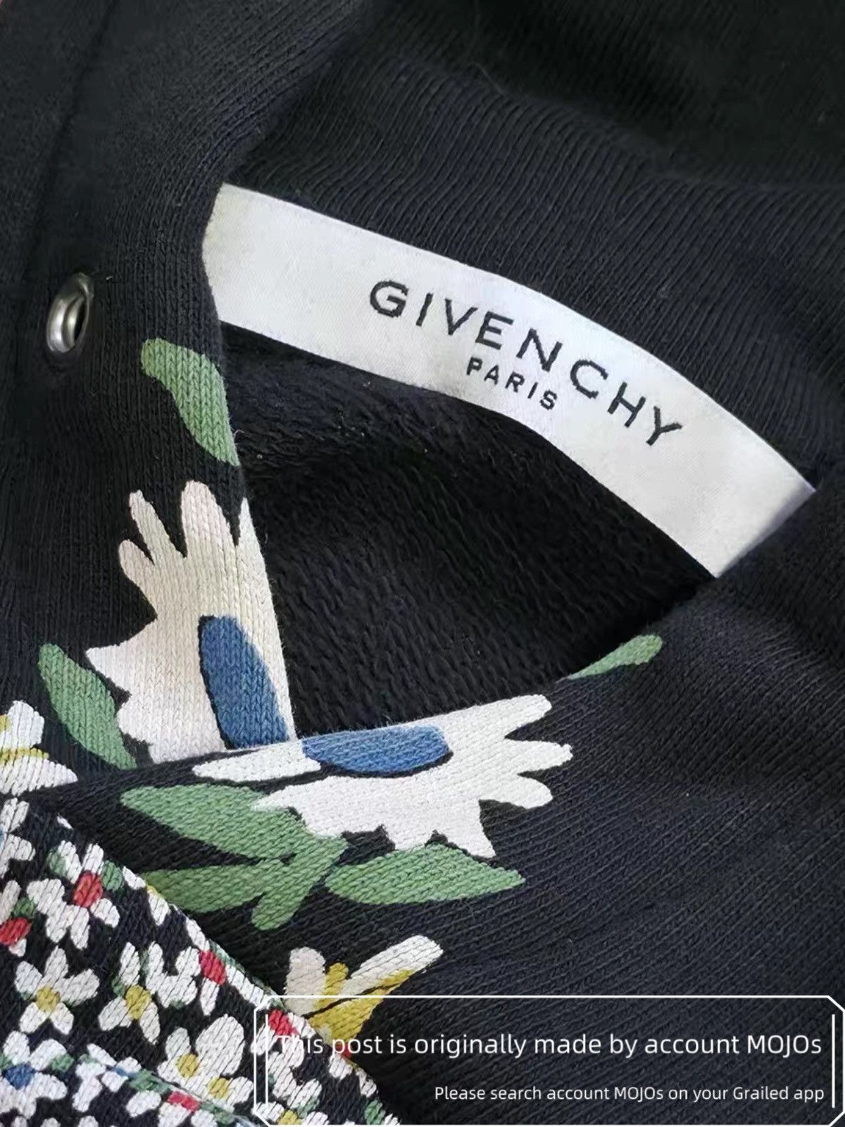 Givenchy Sz S Givenchy All Flower Print Hoodie mojos17319970573 Size US S / EU 44-46 / 1 - 6 Thumbnail