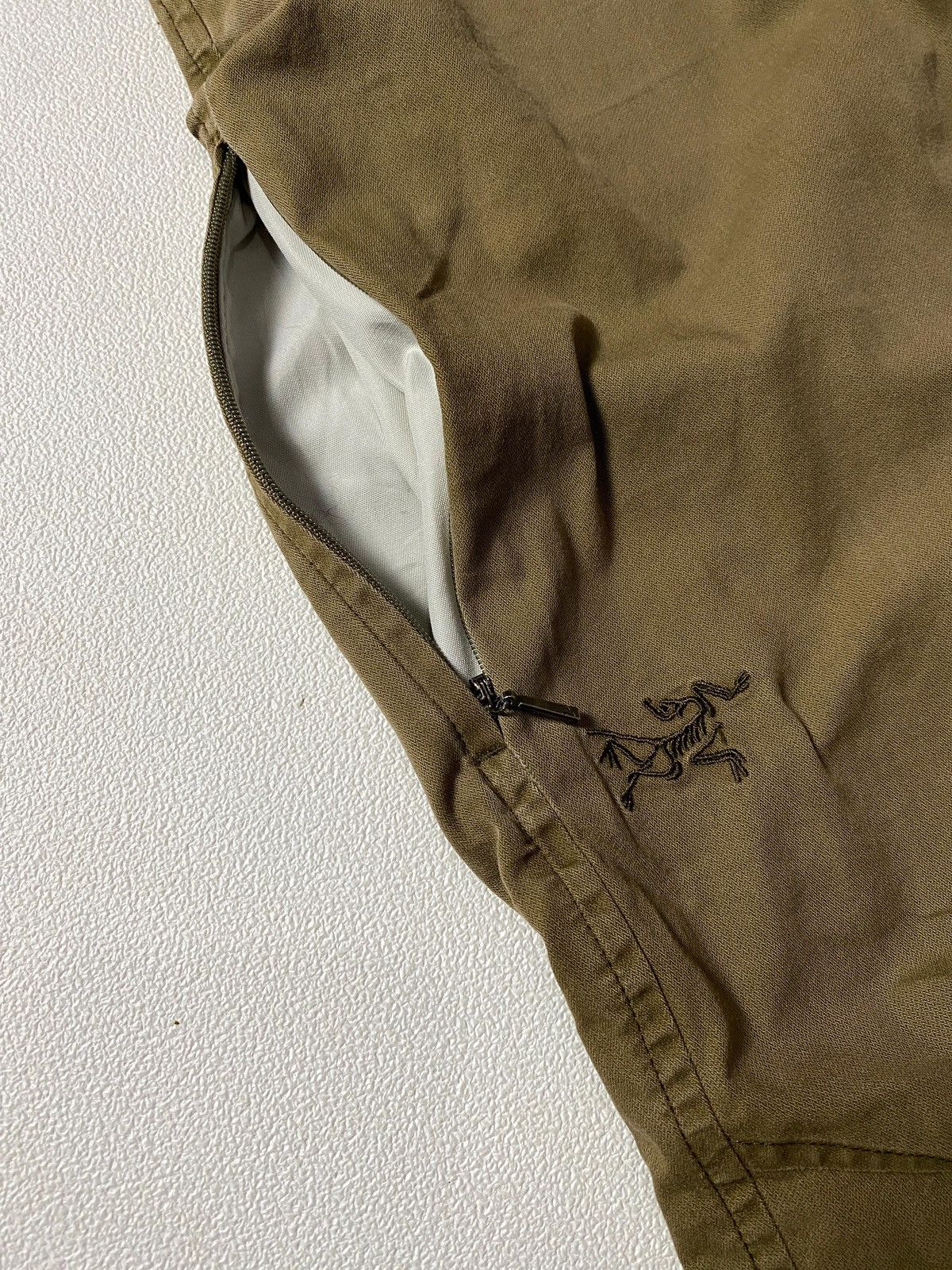 Arc'teryx ARCTERYX Size US 32 / EU 48 - 5 Thumbnail