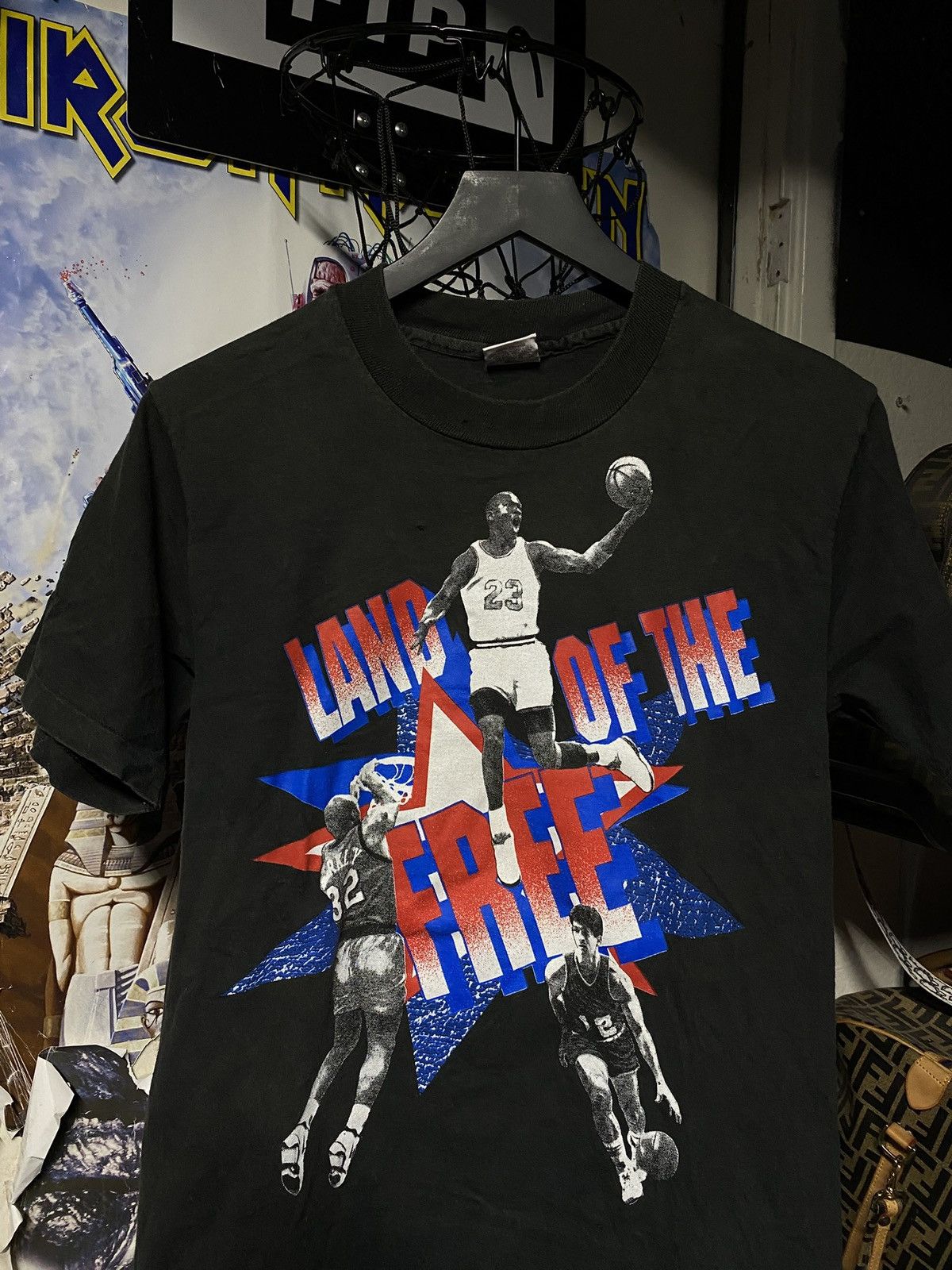 Vintage Vintage 90’s Nike Team Usa Basketball T-Shirt Size Small Size US M / EU 48-50 / 2 - 6 Thumbnail
