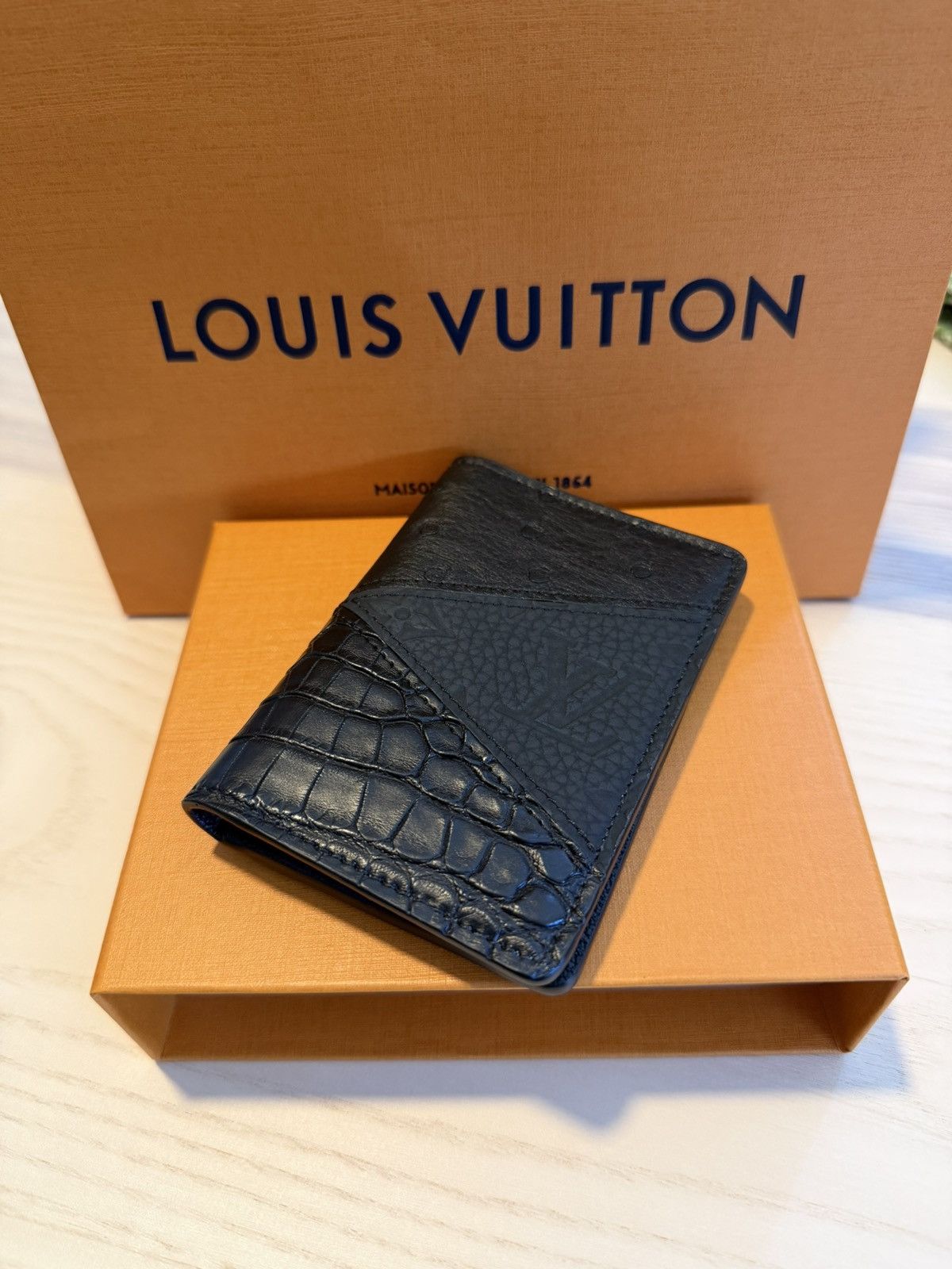 Louis Vuitton Louis Vuitton pocket organizer (Limited Edition) Size ONE SIZE - 1 Thumbnail