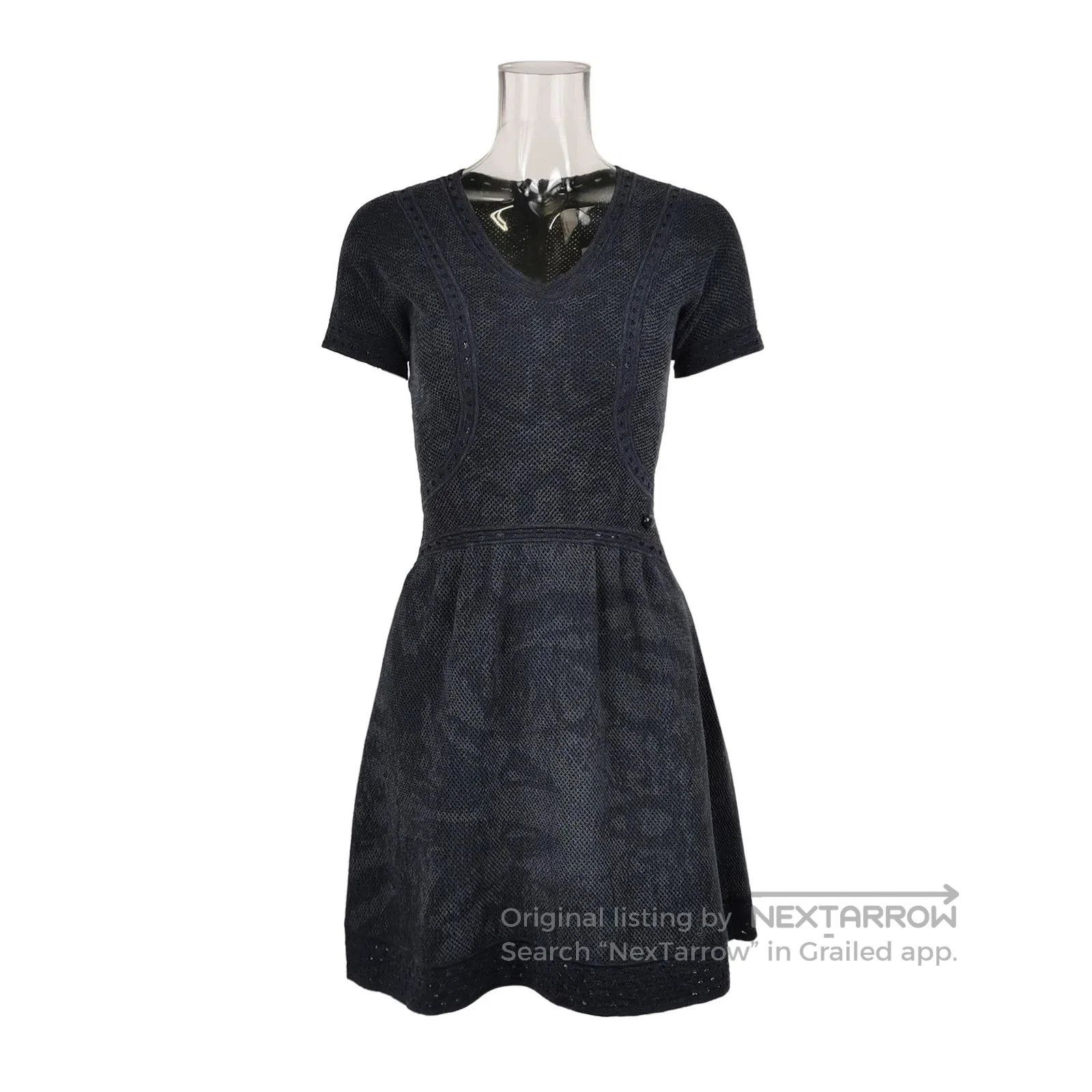 Chanel Chanel Knit Sleeveless Top. Size M / US 6-8 / IT 42-44 - 1 Thumbnail