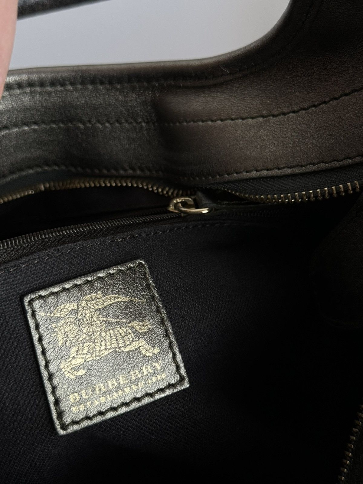 Burberry Leather shoulder bag Burberry original luxury casual item Size ONE SIZE - 8 Thumbnail