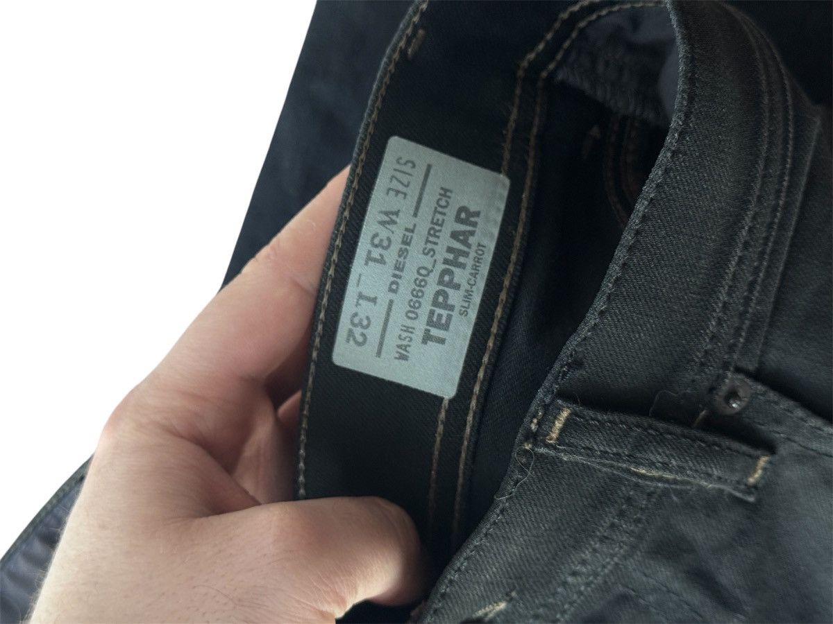 Diesel × Diesel Black Gold Diesel Tepphar Slim Carrot 0666Q Stretch Black Jeans Size US 31 - 7 Thumbnail