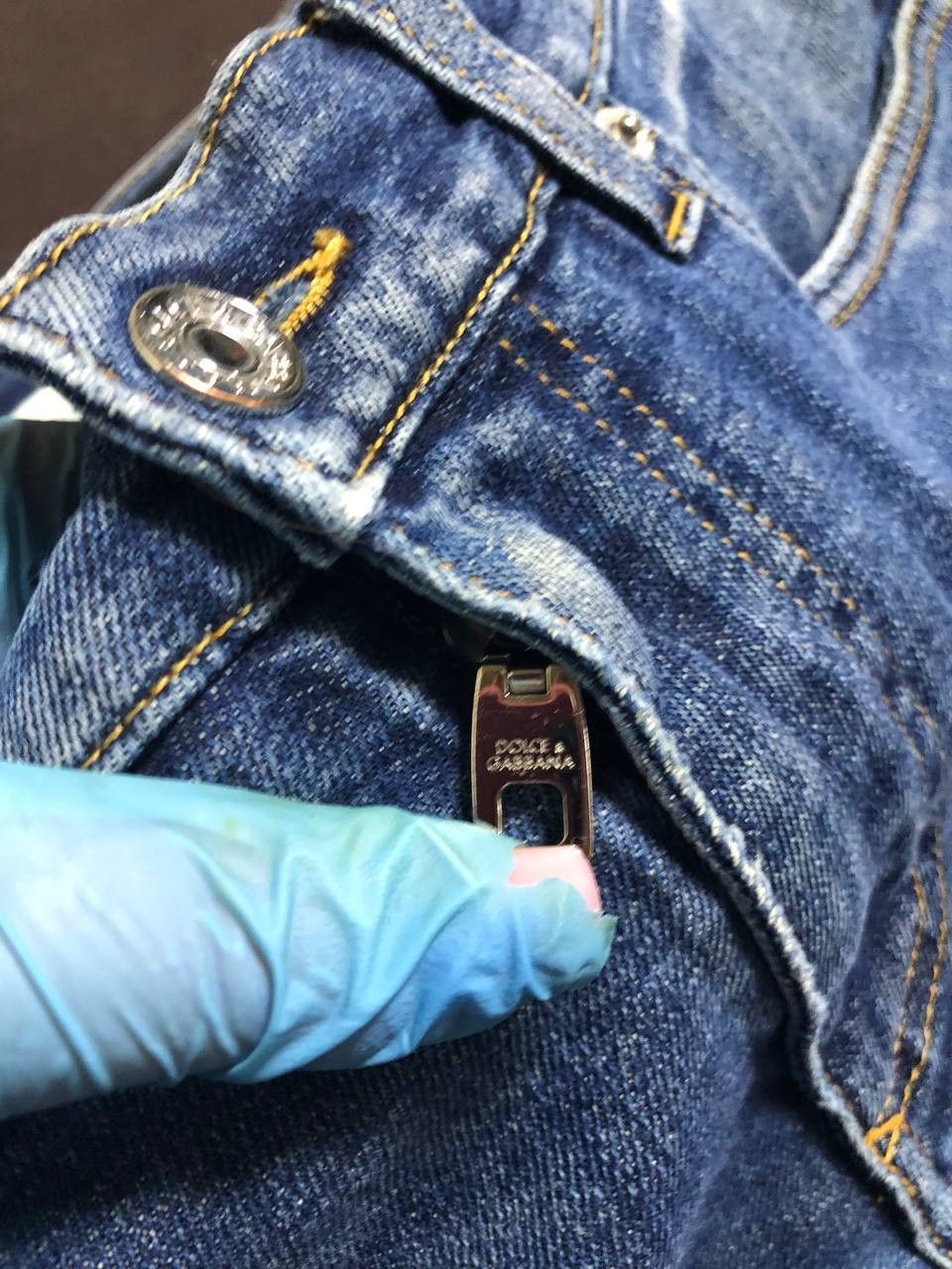 Dolce & Gabbana DOLCE & GABBANA Indigo Distressed Denim Button Fly jeans Size US 30 / EU 46 - 14 Thumbnail