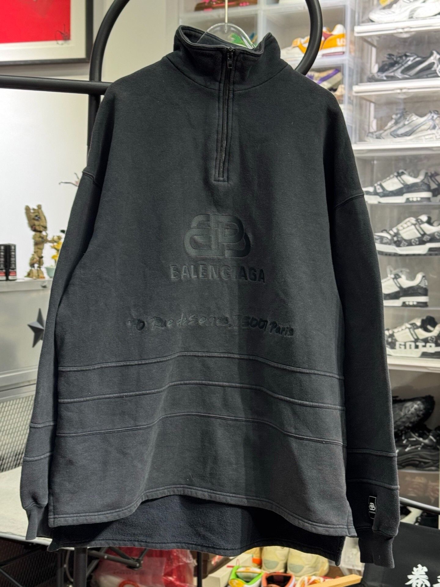 Balenciaga Balenciaga Embroidered Black Hoodie XS Men Size US XS / EU 42 / 0 - 1 Thumbnail