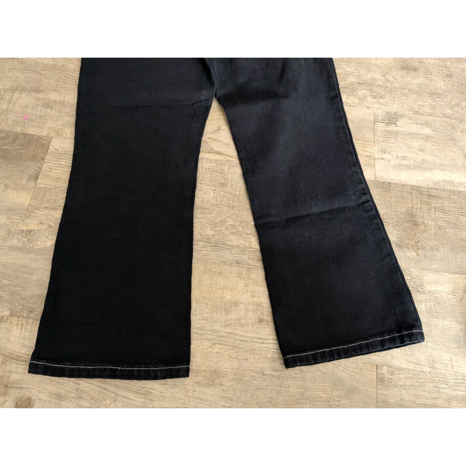 Tommy Hilfiger VINTAGE Tommy Hilfiger Capris Women Pedal Pushers Denim Dark Wash 25 Inseam Size 9 Black Flag Badge 2000s Mens? Womens Size 30" / US 8 / IT 44 - 3 Thumbnail