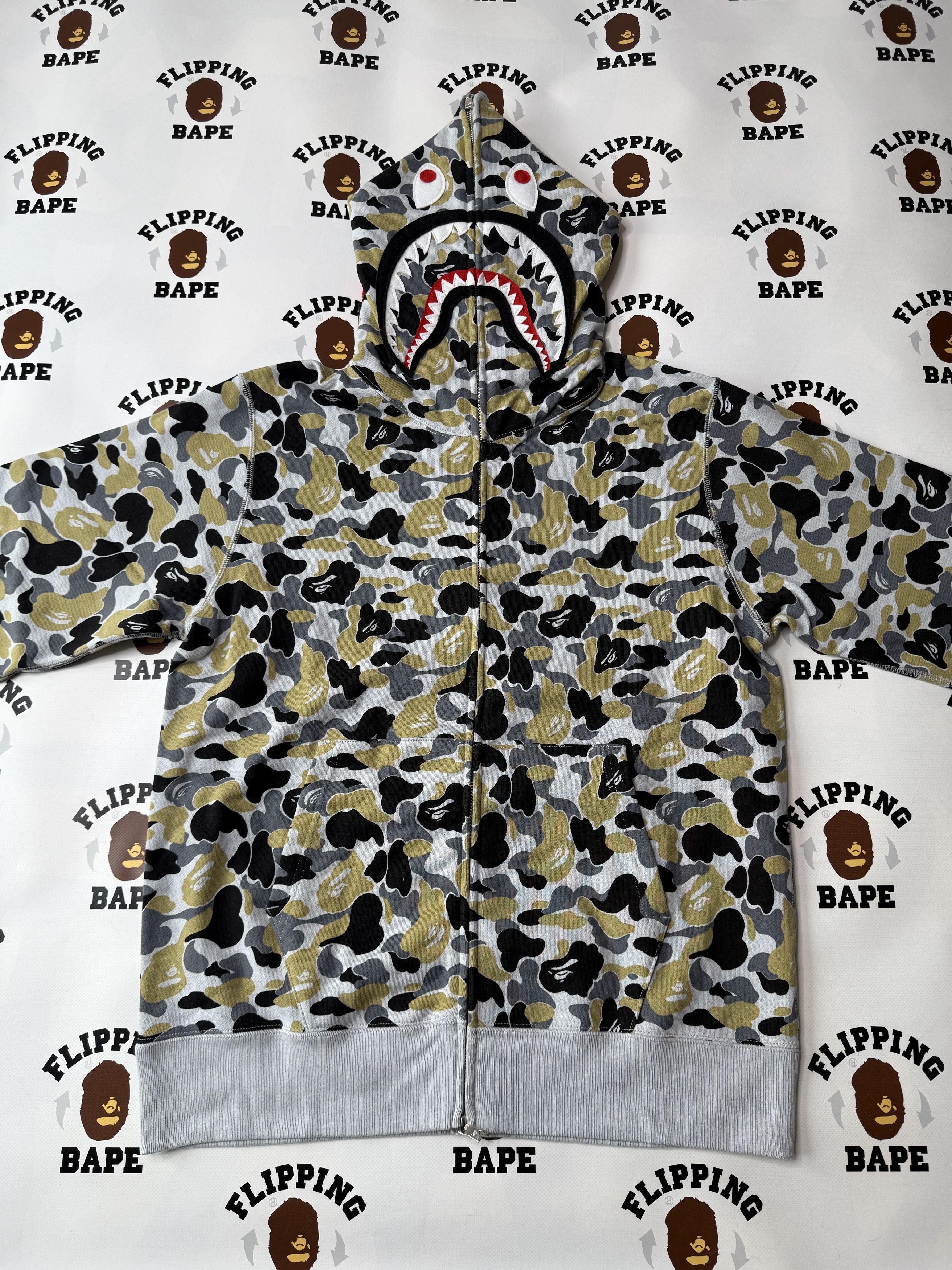 Bape BAPE STORE GINZA SEPARATE SHARK FULL ZIP HOODIE Size US L / EU 52-54 / 3 - 10 Thumbnail