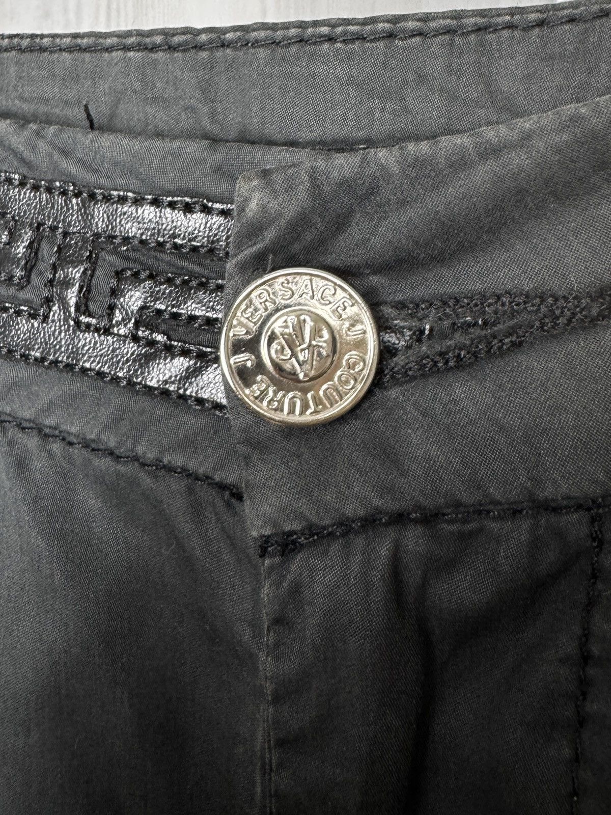 Versace Versace black cotton leather trim lightweight pants size 26 Size 26" / US 2 / IT 38 - 5 Thumbnail