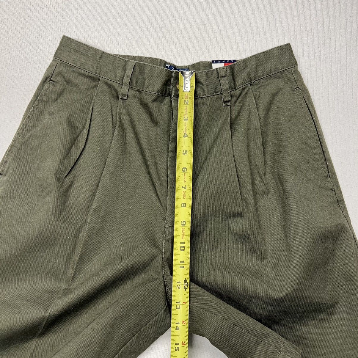 Tommy Hilfiger × Vintage VTG Tommy Hilfiger Shorts Green Chino Bermuda Olive Button Size US 32 / EU 48 - 15 Thumbnail