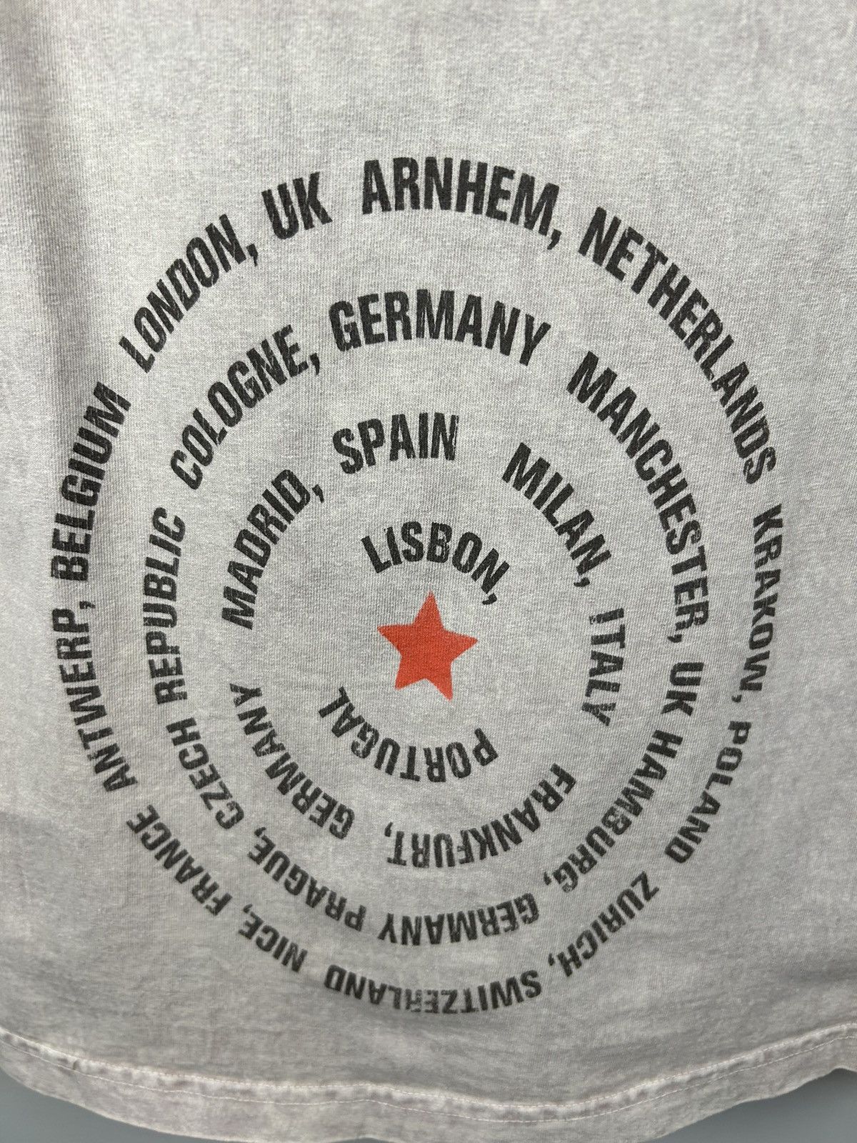 Travis Scott Travis Scott Circus Maximus Utopia Europe Tour 2024 Tee Size US M / EU 48-50 / 2 - 14 Thumbnail
