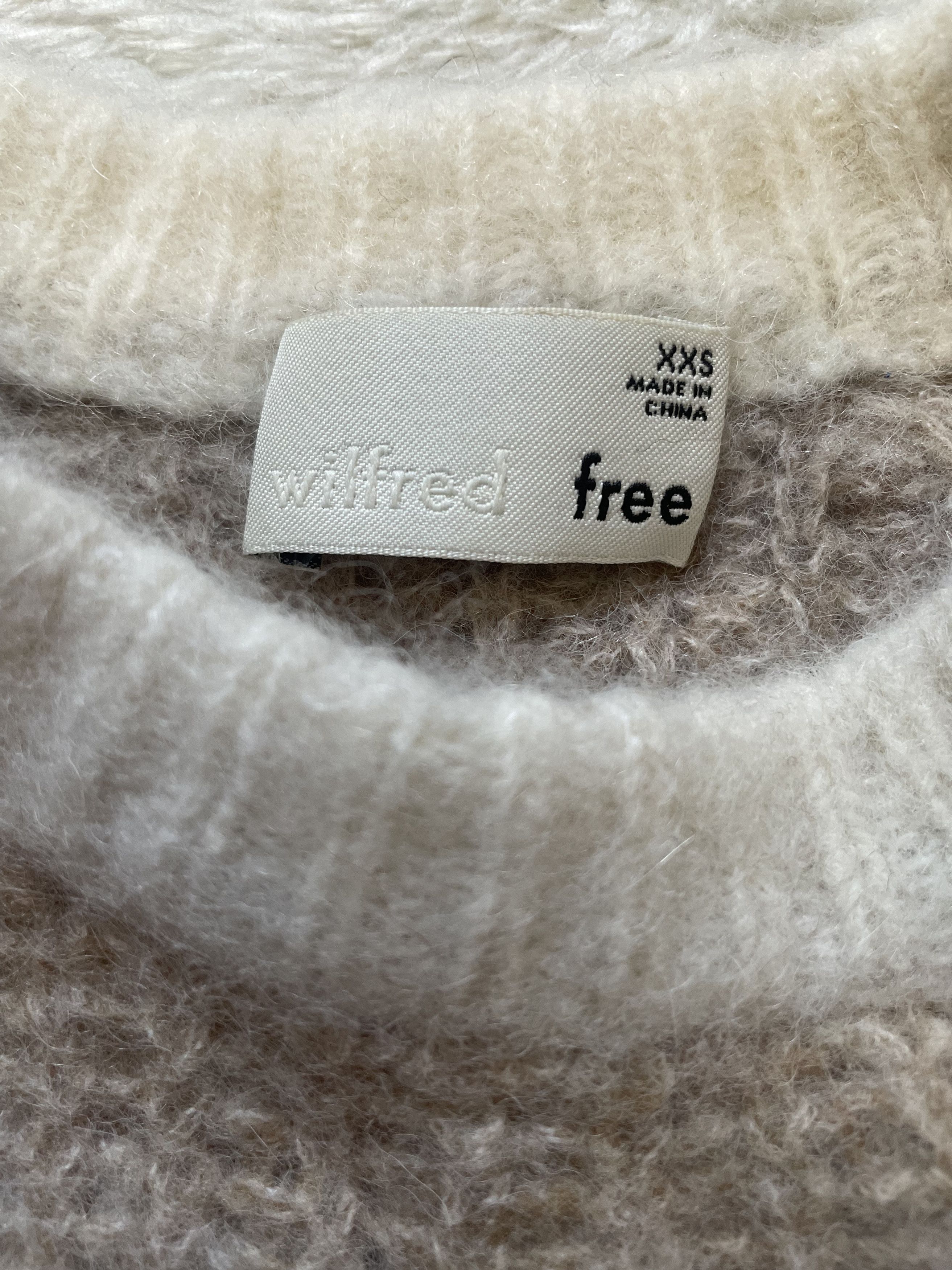 Aritzia Cropped Alpaca Wool Sweater Size XXS / US 00 / IT 34 - 3 Thumbnail