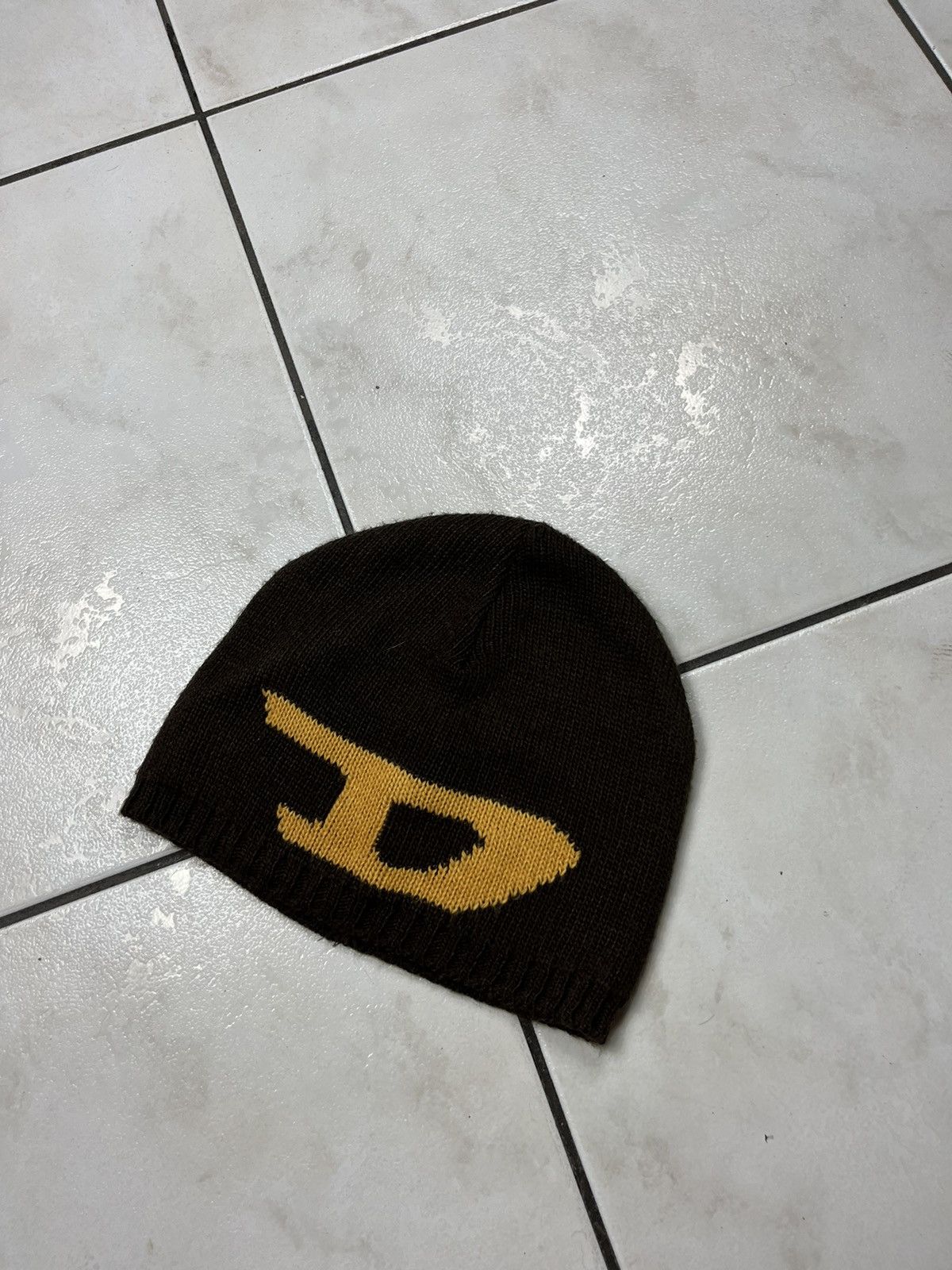 Diesel × Vintage Vintage Diesel y2k beanie knitted big logo cap hat Size ONE SIZE - 6 Thumbnail