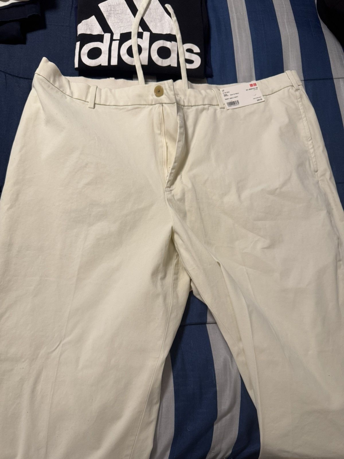 Uniqlo Uniqlo Smart Ankle Pants (2-Way Stretch Cotton) Off-White Size US 42 / EU 58 - 1 Thumbnail