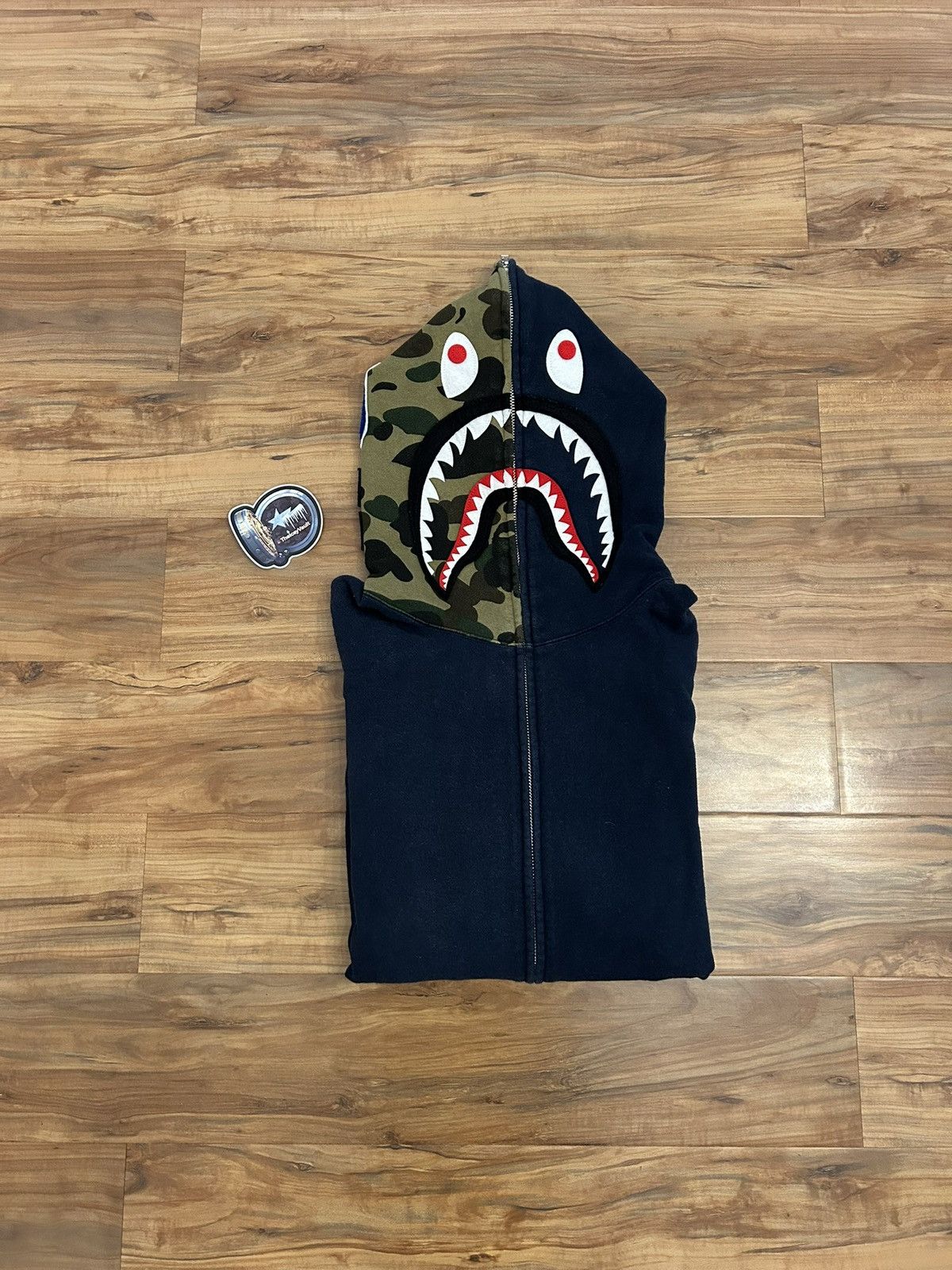 Bape OG Bape Navy/Green Camo Shark Full Zip Hoodie Size US L / EU 52-54 / 3 - 2 Thumbnail