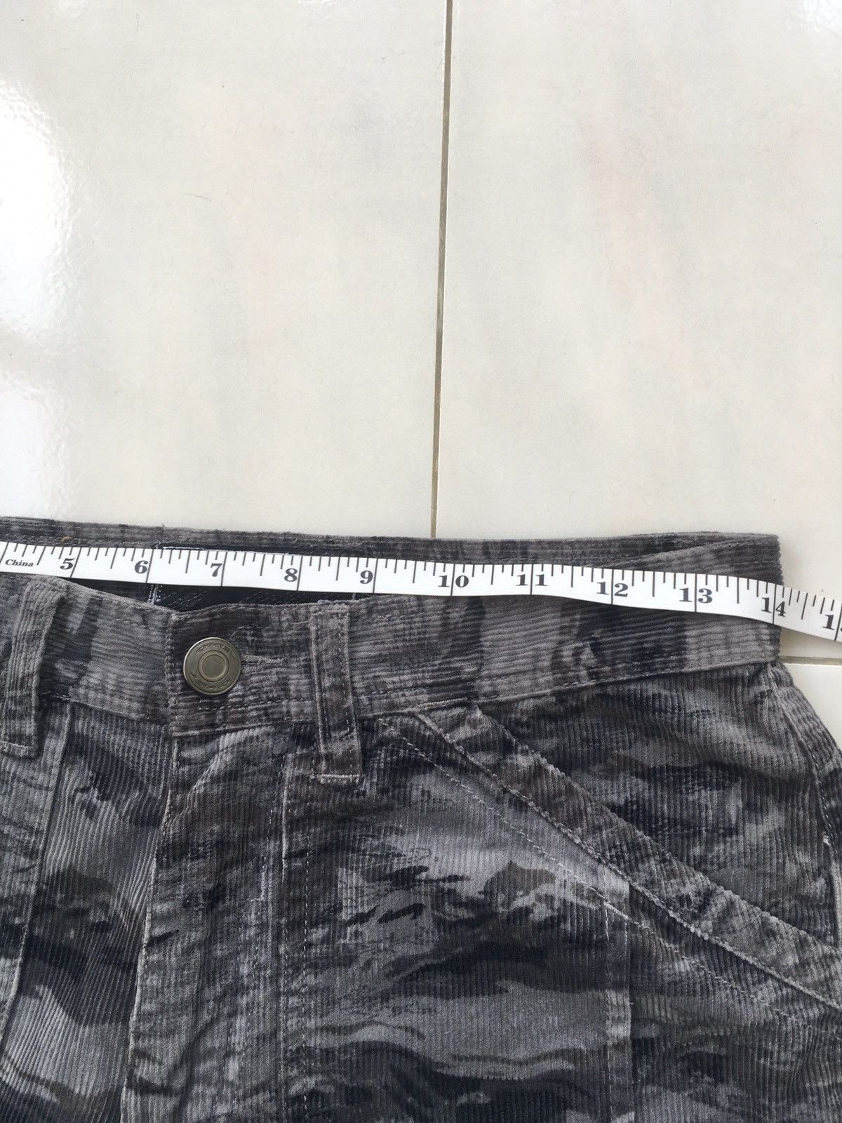 Oakley Oakley Corduroy Camo Cargo Pants Size 28" / US 6 / IT 42 - 14 Thumbnail