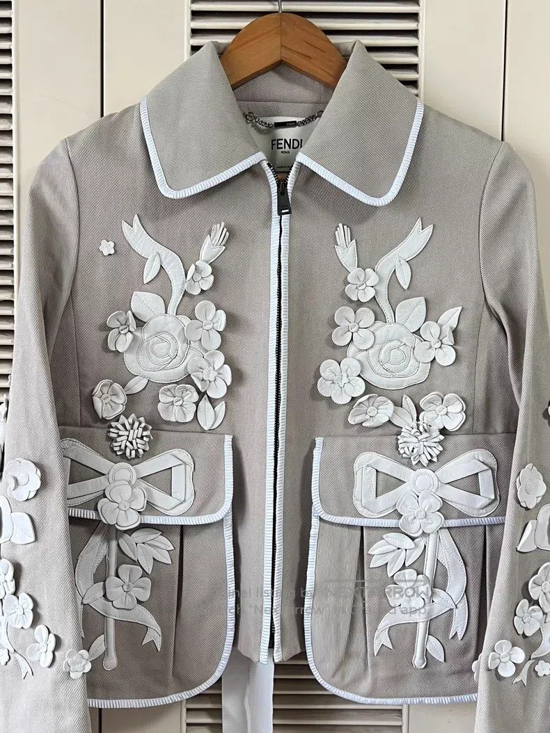 Fendi Fendi Women's short jacket Size S / US 4 / IT 40 - 3 Thumbnail