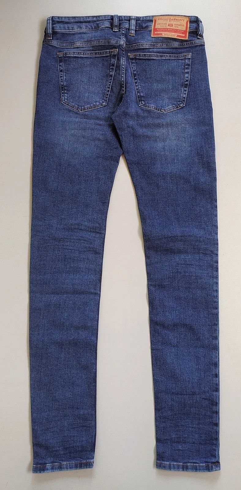 Diesel Diesel 1979 SLEENKER-R L.32 MENS JEANS T/9740 Size US 29 - 10 Thumbnail