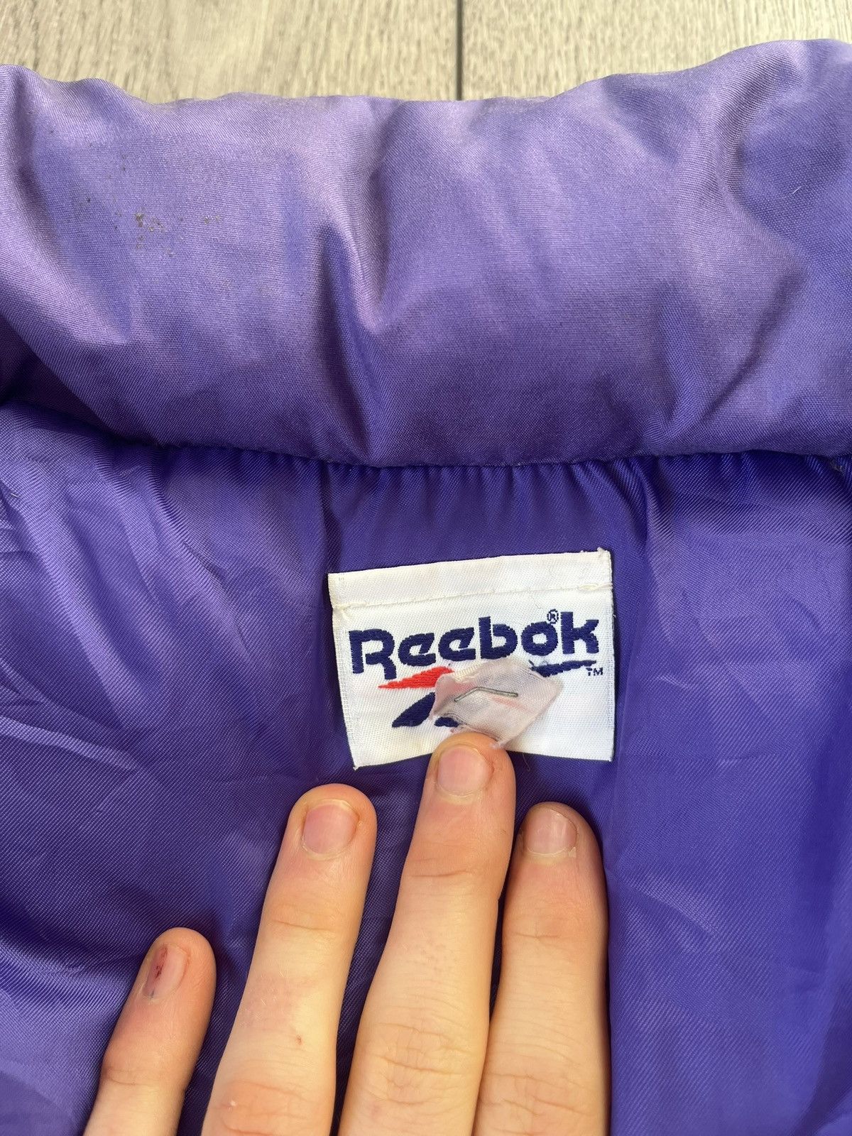 Reebok Vintage 90s Reebok Puffer Jacket Purple – Size Large Size US L / EU 52-54 / 3 - 9 Thumbnail