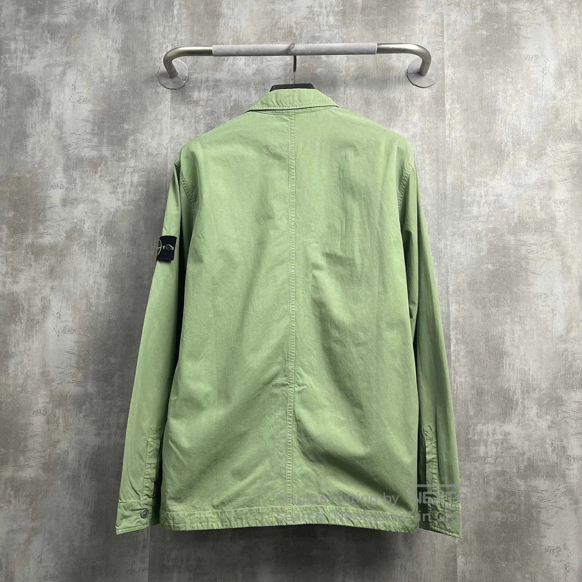 Stone Island Stone Island Classic Badge Poplin Jacket. Size US XL / EU 56 / 4 - 3 Thumbnail