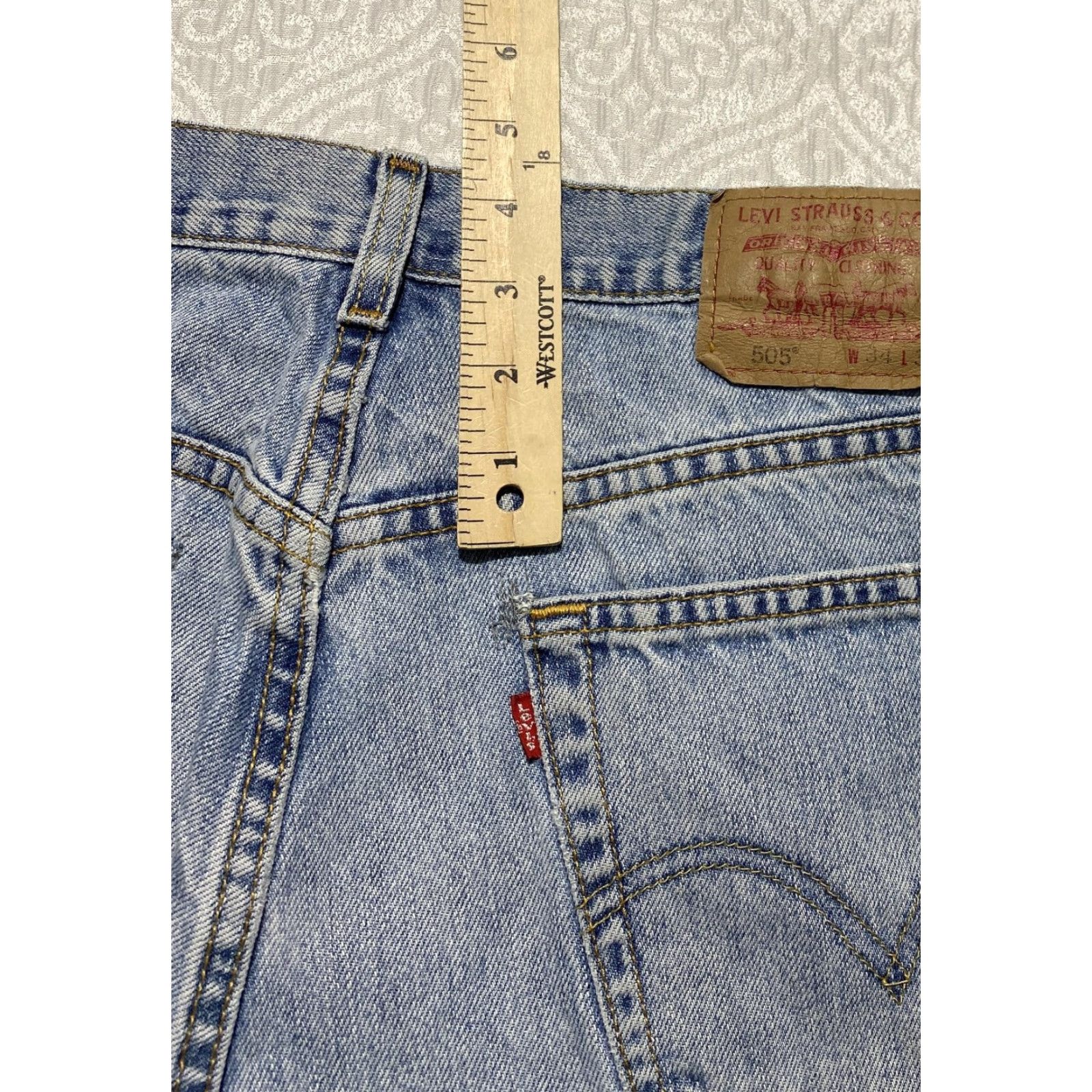 Levi's VINTAGE Levi's 505 Jeans Mens 34x32 Light Wash Blue Regular Fit Straight Leg Denim 5-Pocket Size US 34 / EU 50 - 3 Thumbnail