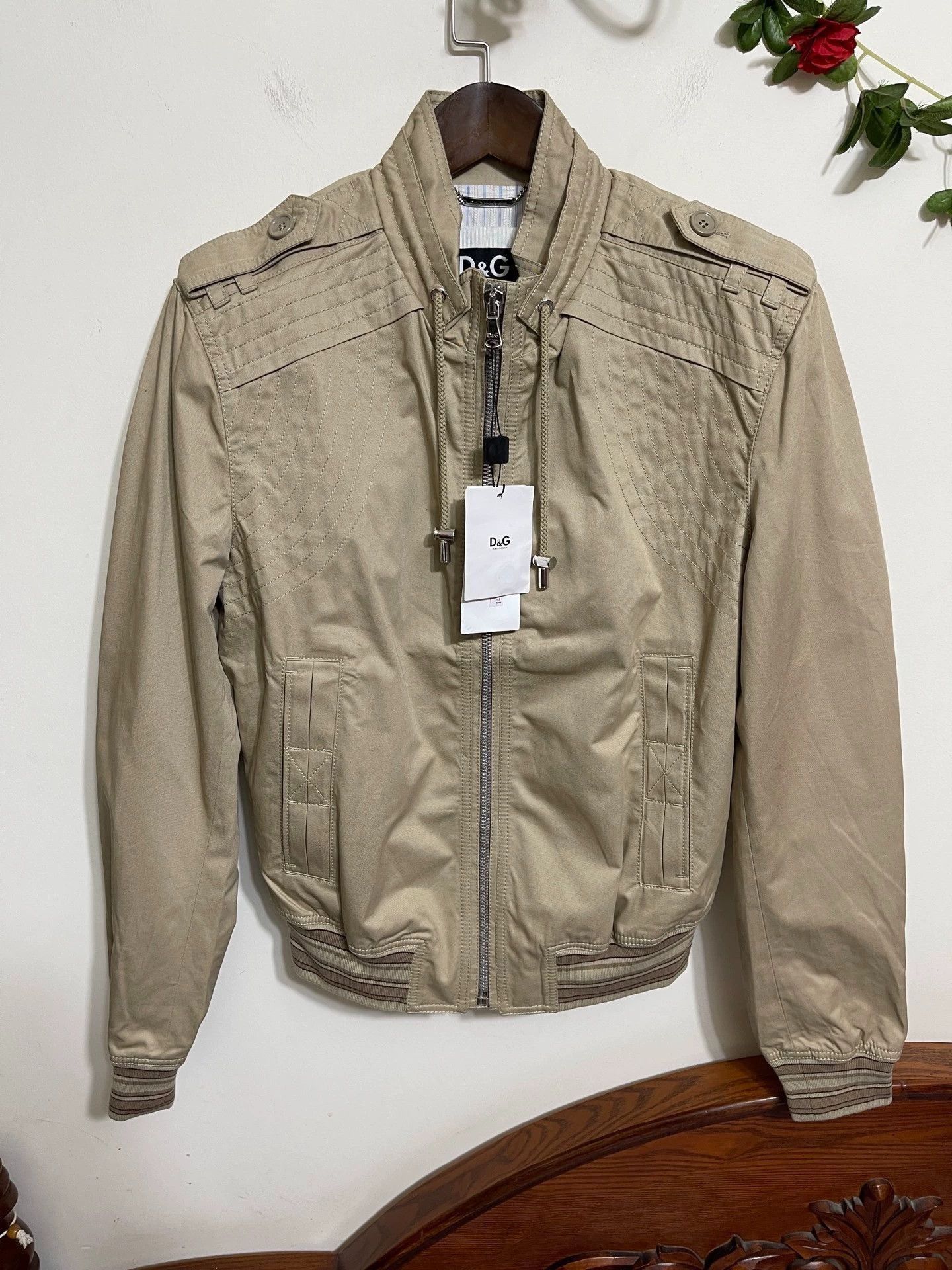 Other Beige er Jacket with Zip Front . Size US M / EU 48-50 / 2 - 1 Thumbnail