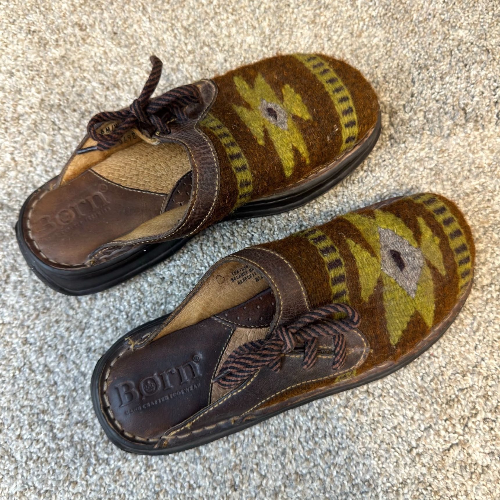 Born VINTAGE Born Clogs Sandals 6 Womens Brown Southwestern Aztec Navajo Slip-On Comfort Womens Shoes Brown Aztec Southwestern 90s? Size US 6 / IT 36 - 2 Thumbnail