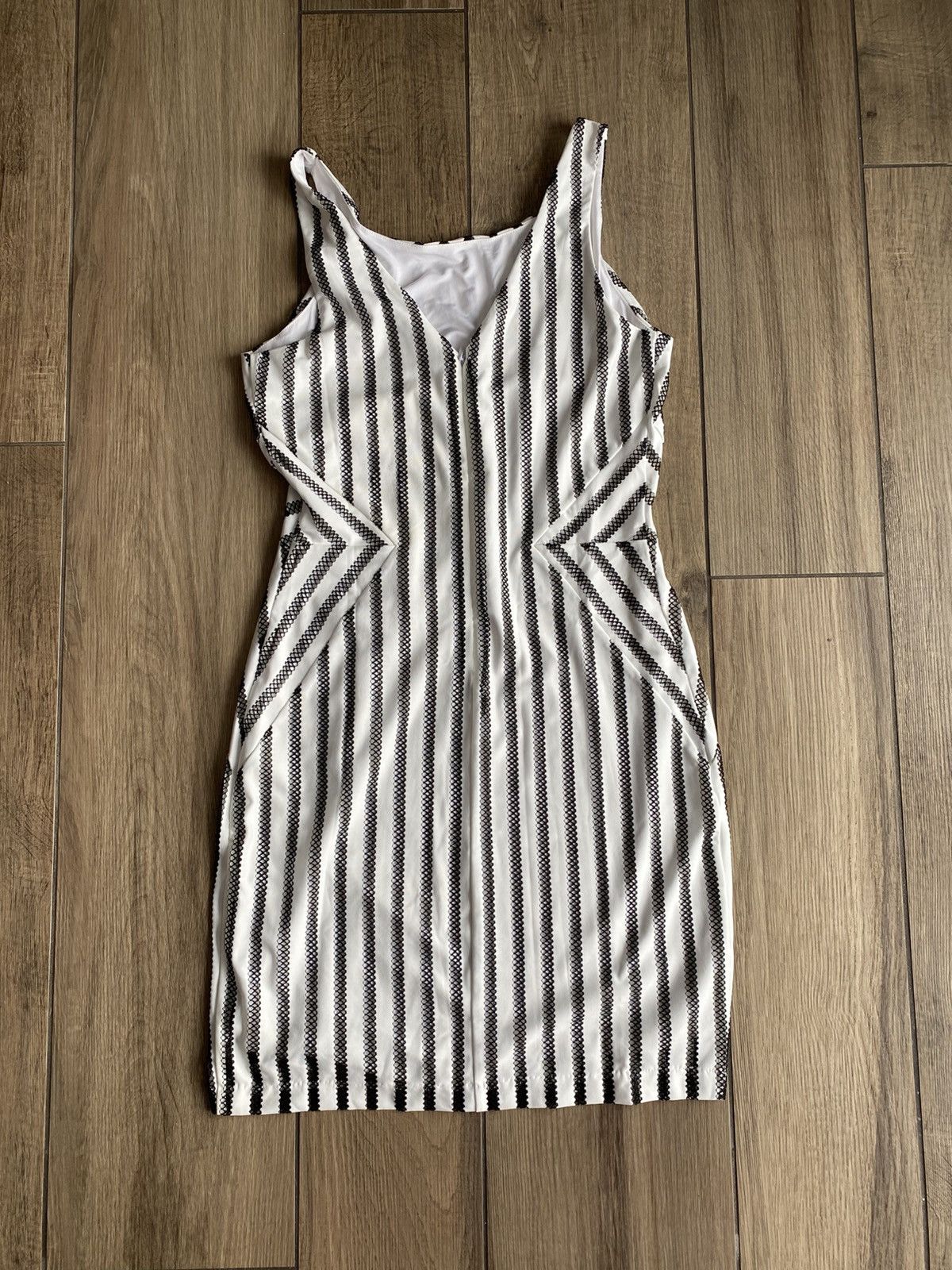 Guess Vestito bianco a righe Guess Size S / US 4 / IT 40 - 5 Thumbnail