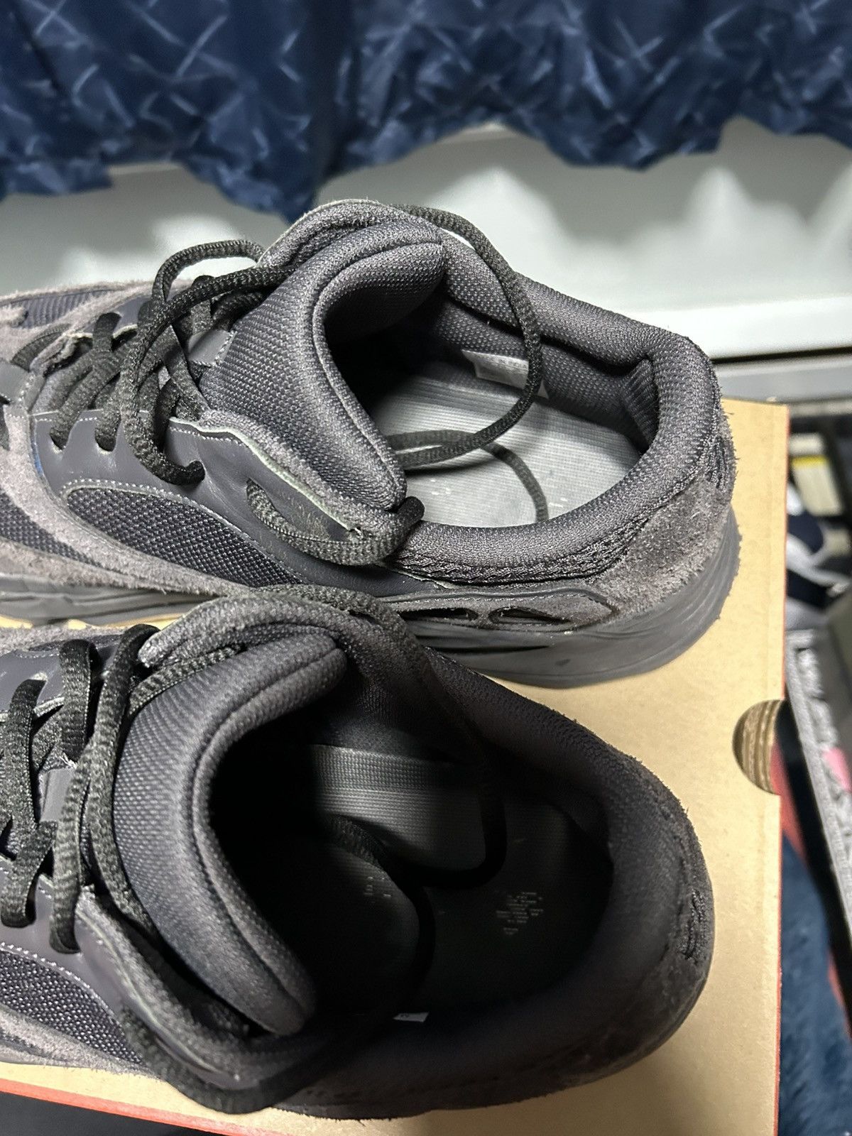 Yeezy Yeezy 700 utility black Size US 12 / EU 45 - 5 Thumbnail