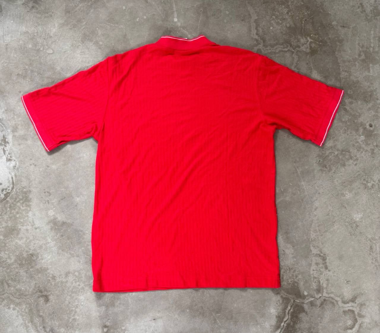 Nike Vintage Red Nike Tee/ T-Shirt Size US L / EU 52-54 / 3 - 5 Thumbnail
