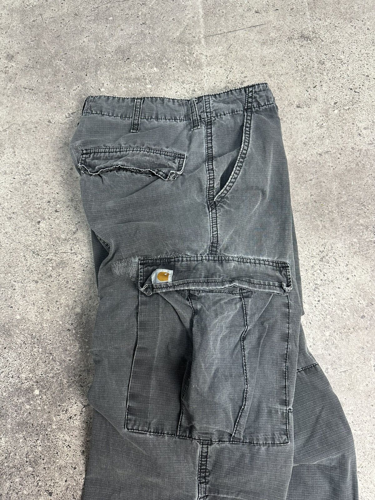 Carhartt Vintage Carhartt Cargo Pants Distressed Y2K Faded Gray Size US 30 / EU 46 - 17 Thumbnail
