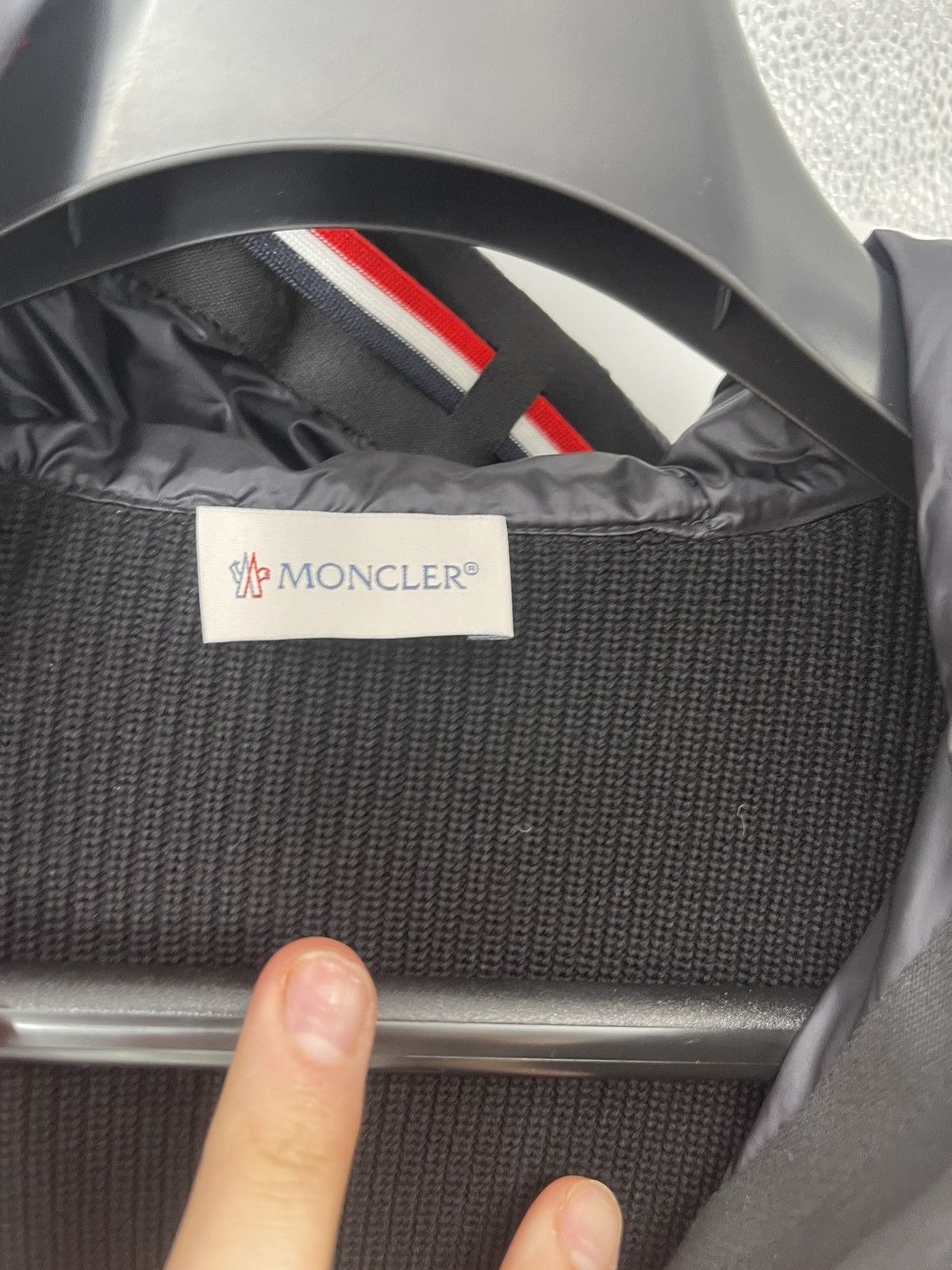 Moncler Moncler Padded Jacket Size S Size US S / EU 44-46 / 1 - 11 Thumbnail