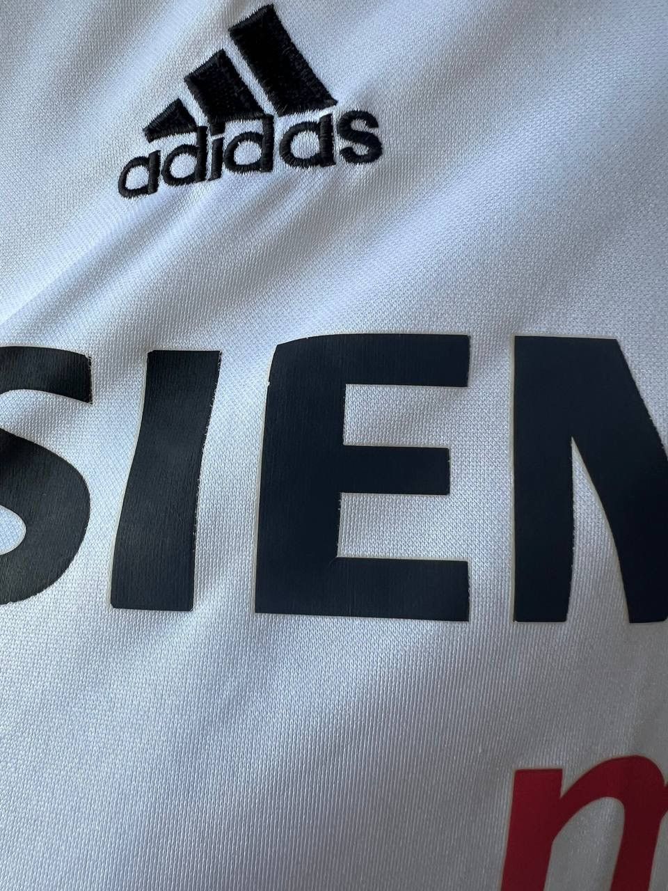 Vintage 2004/05 REAL MADRID HOME RARE SOCCER JERSEY SHIRT ADIDAS Size US XL / EU 56 / 4 - 6 Thumbnail