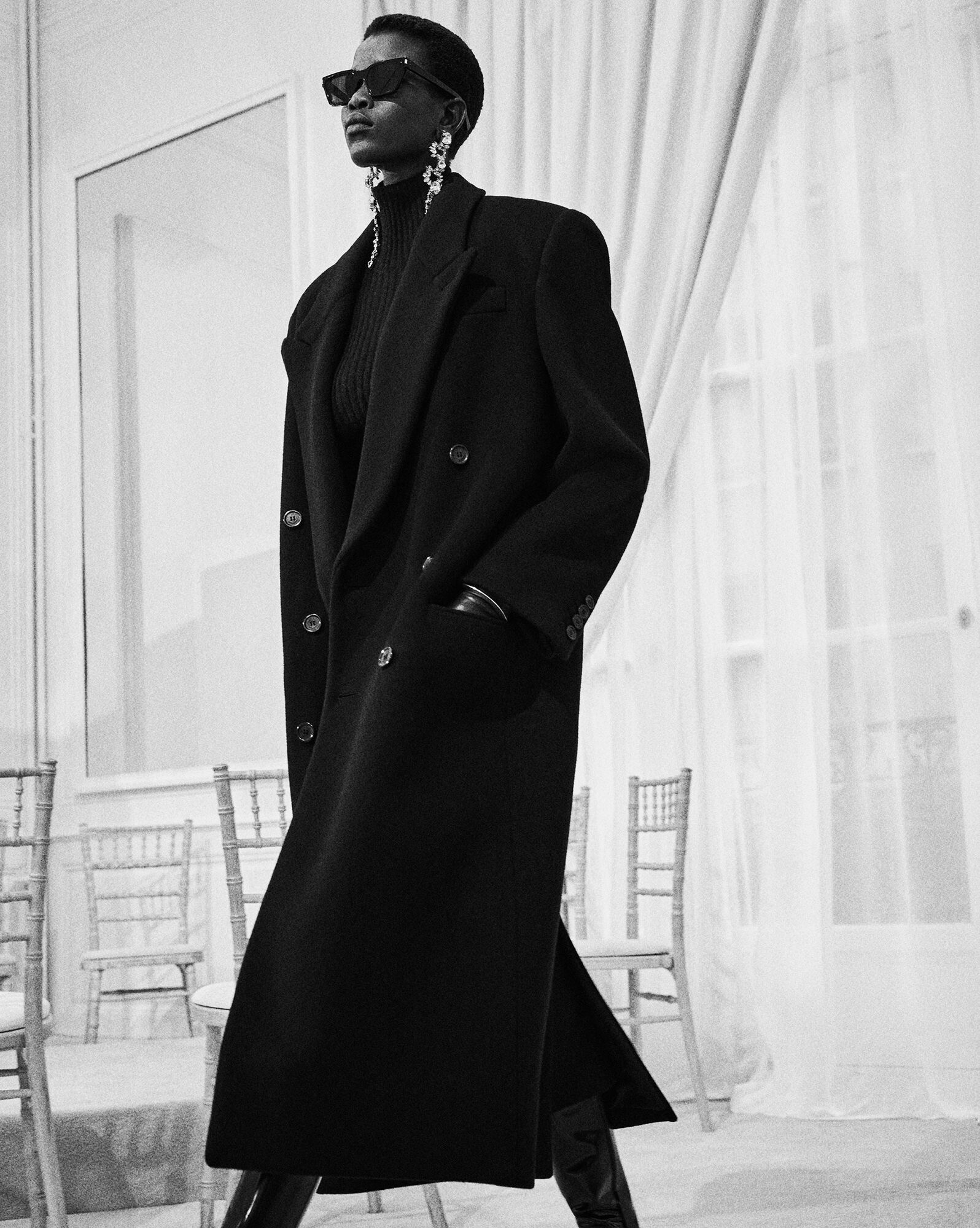 Saint Laurent Paris o1tr1nto0325 Turtleneck Sweater in Ribbed Knit in Black Size S / US 4 / IT 40 - 2 Thumbnail