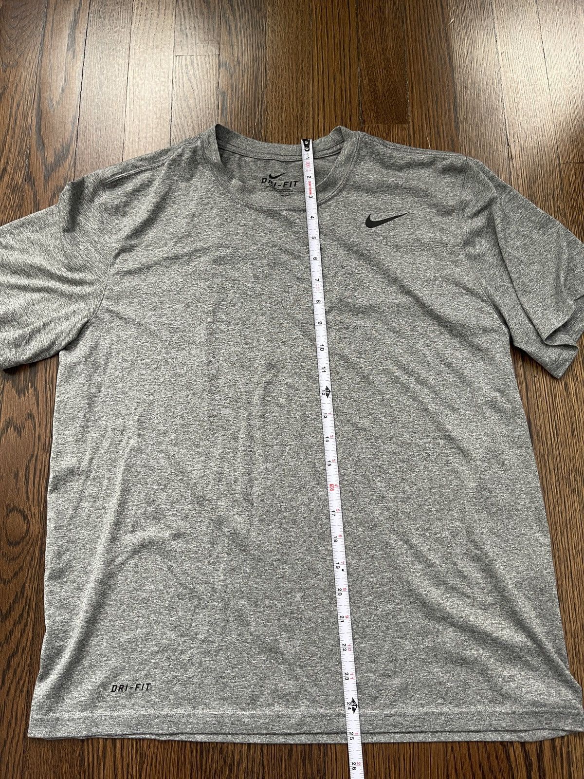 Nike Nike Grey Dri-Fit Shirt Size Medium Size US M / EU 48-50 / 2 - 5 Thumbnail