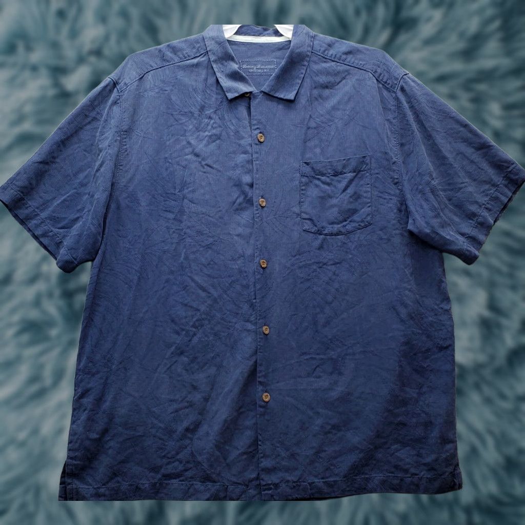 Tommy Bahama VINTAGE Tommy Bahama Shirt Mens XL Navy Silk Original Fit Embossed Palm Leaf Size US XL / EU 56 / 4 - 1 Thumbnail